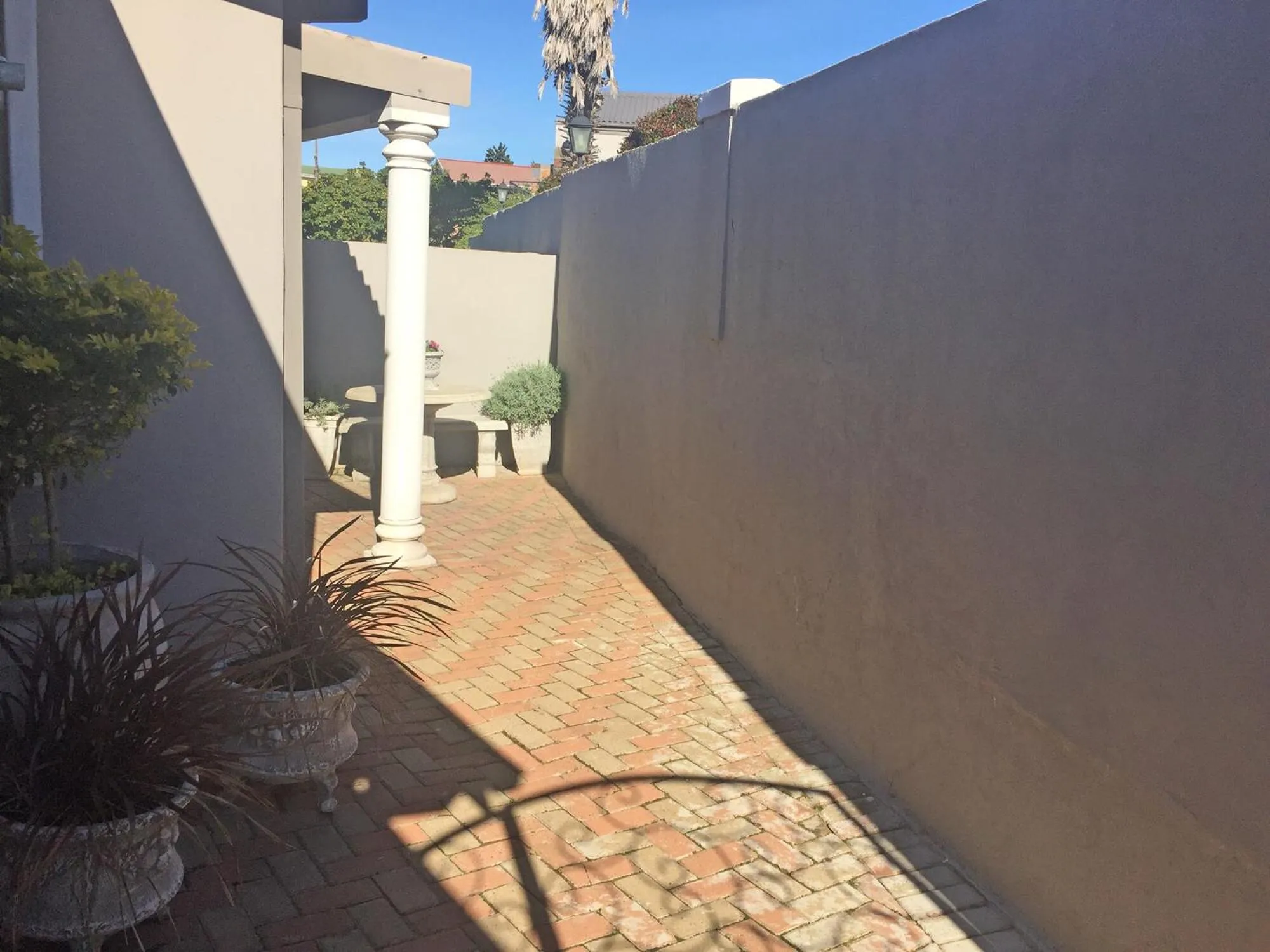 Area and facilities in Sea Whisper Self Catering