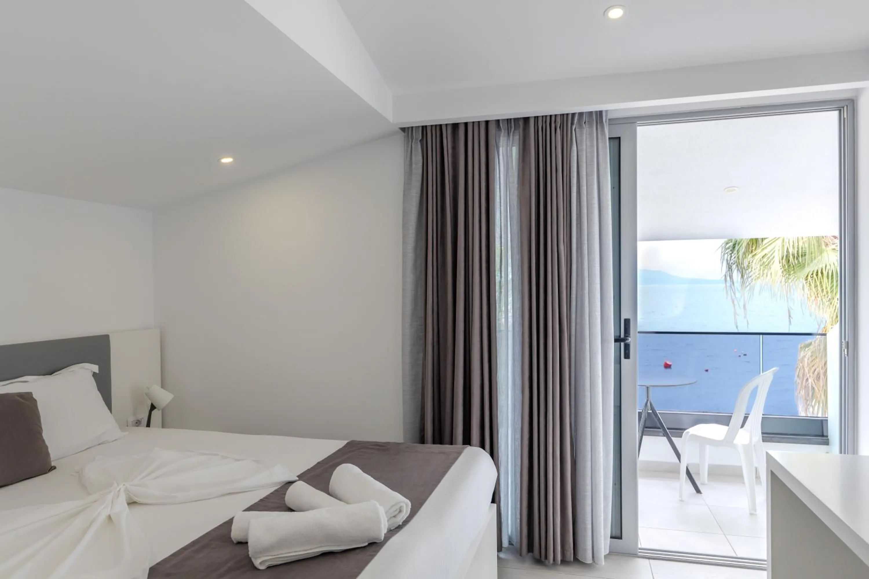 Bed in Vila Era Beach