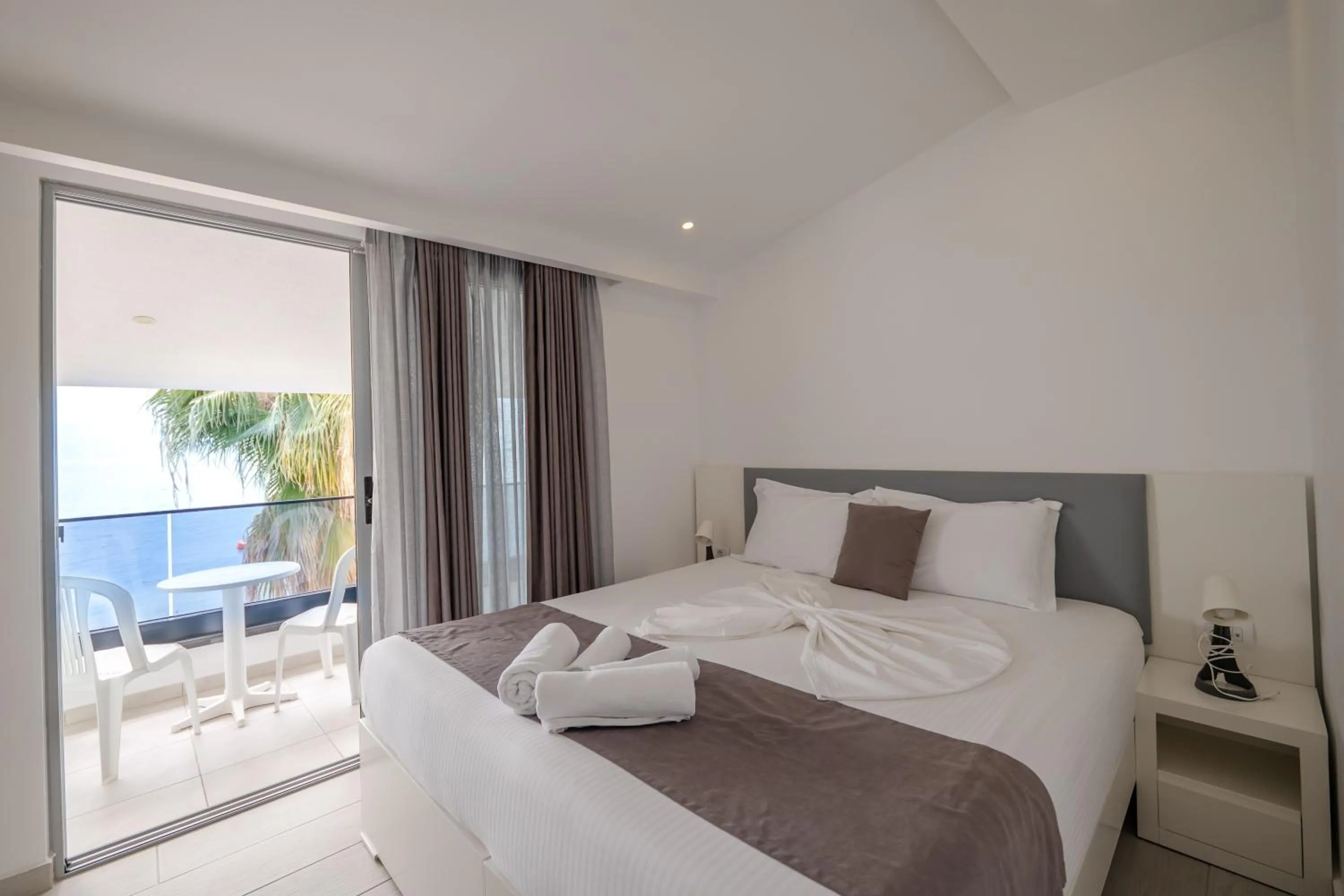 Bed in Vila Era Beach