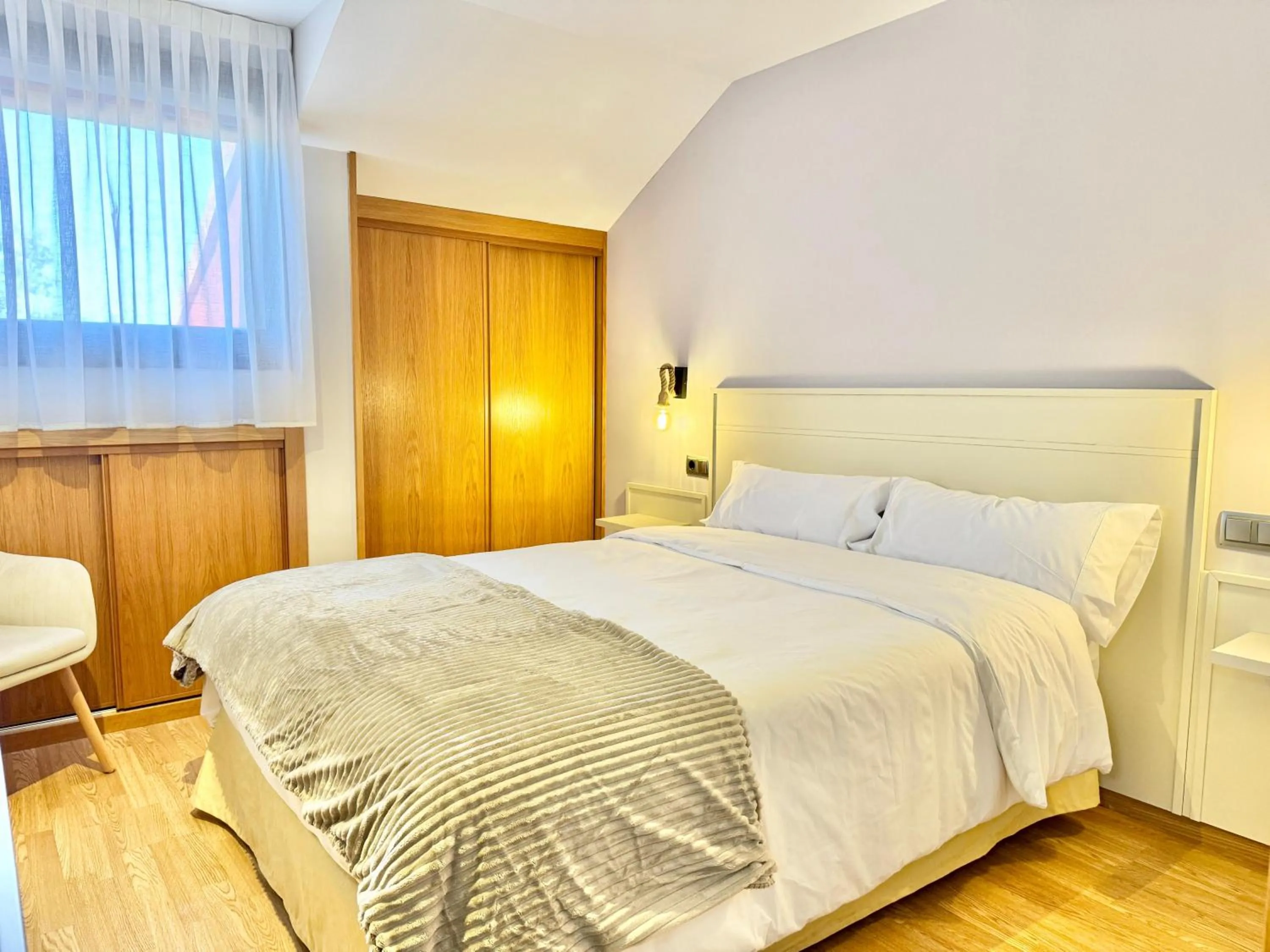 Double Room in Hotel Ávila Diró