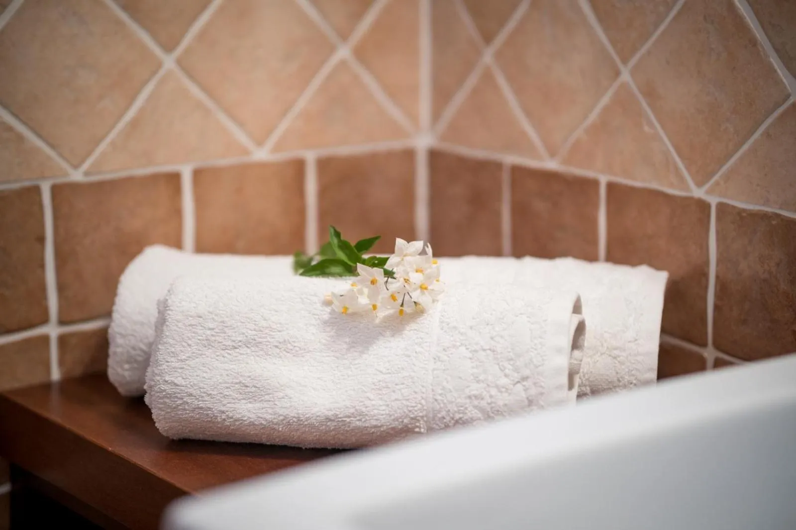Bathroom, Bed in Dolce Luna