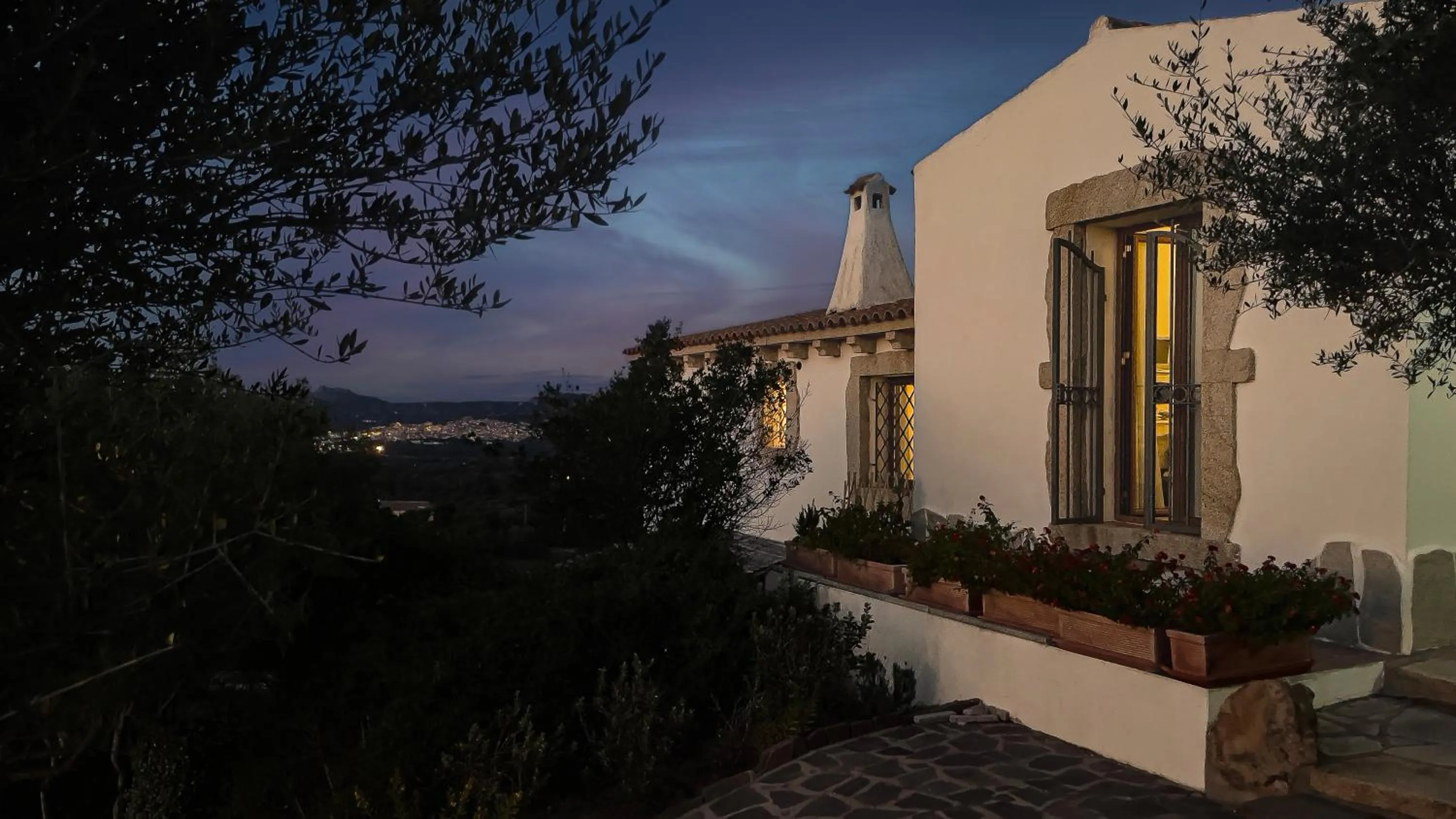 Property building in Dolce Luna