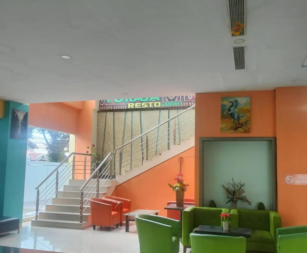 Lynt Hotel Makassar