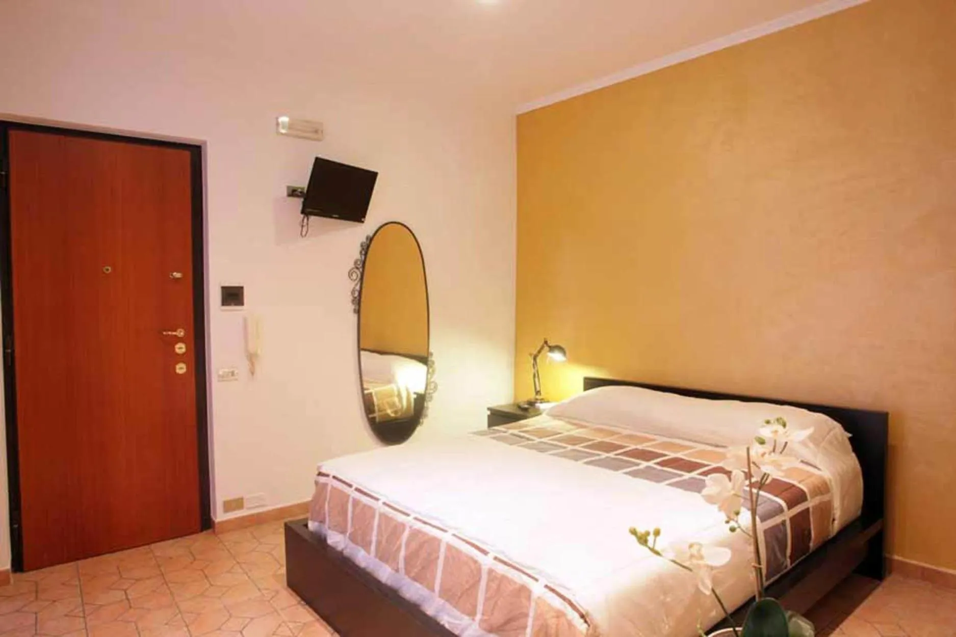 Photo of the whole room, Bed in Dei Meravigli