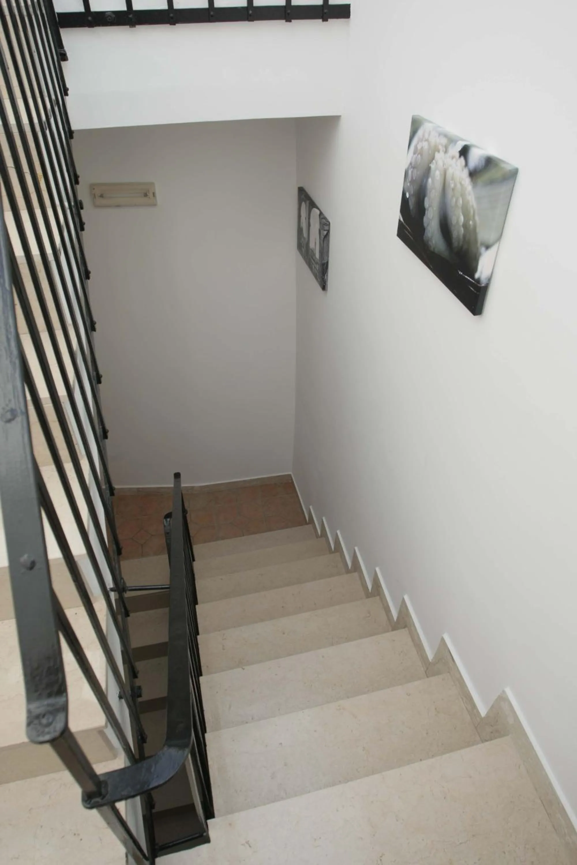 Decorative detail in Dei Meravigli