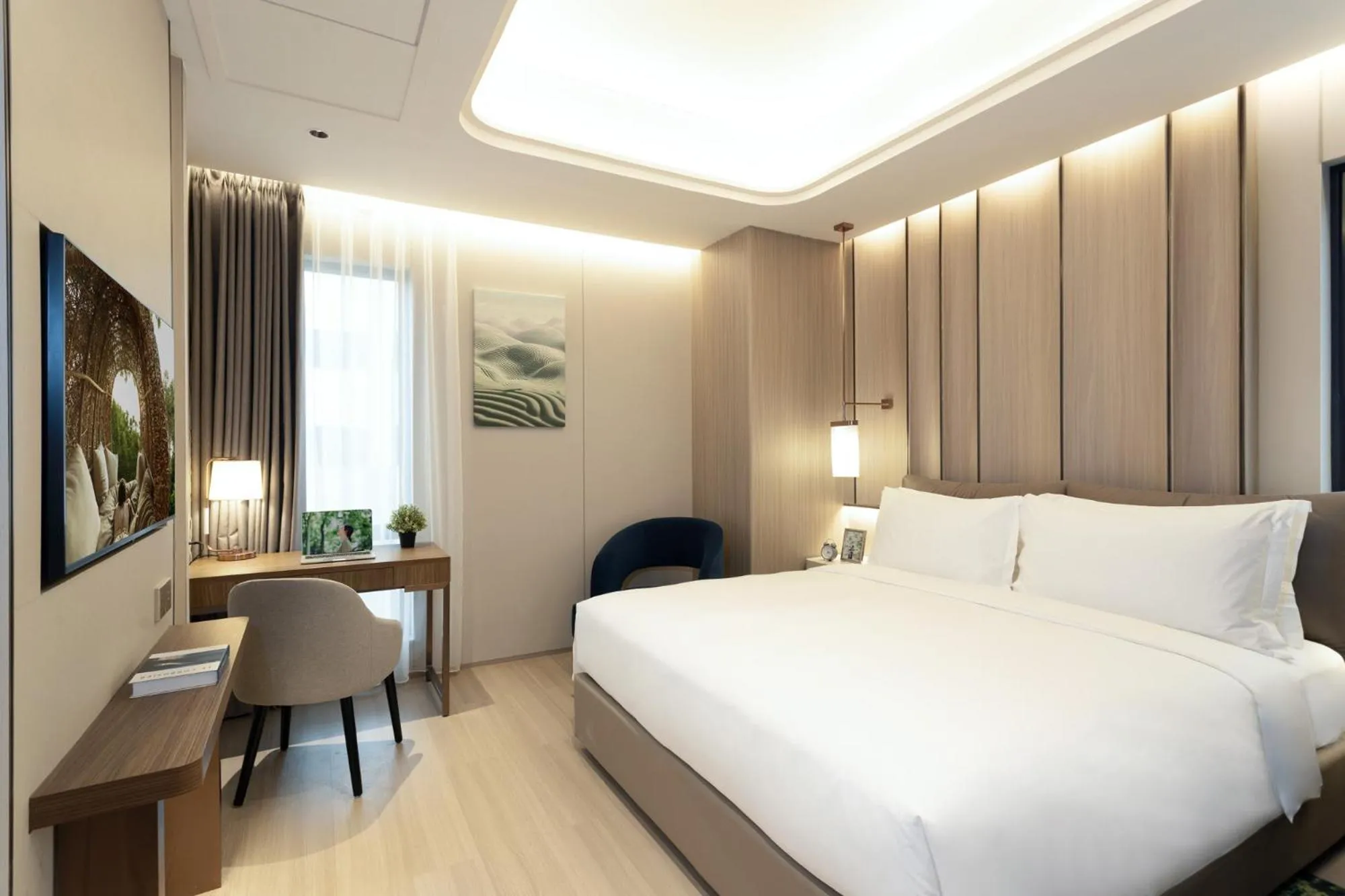 Bedroom, Bed in Somerset Queen City Semarang