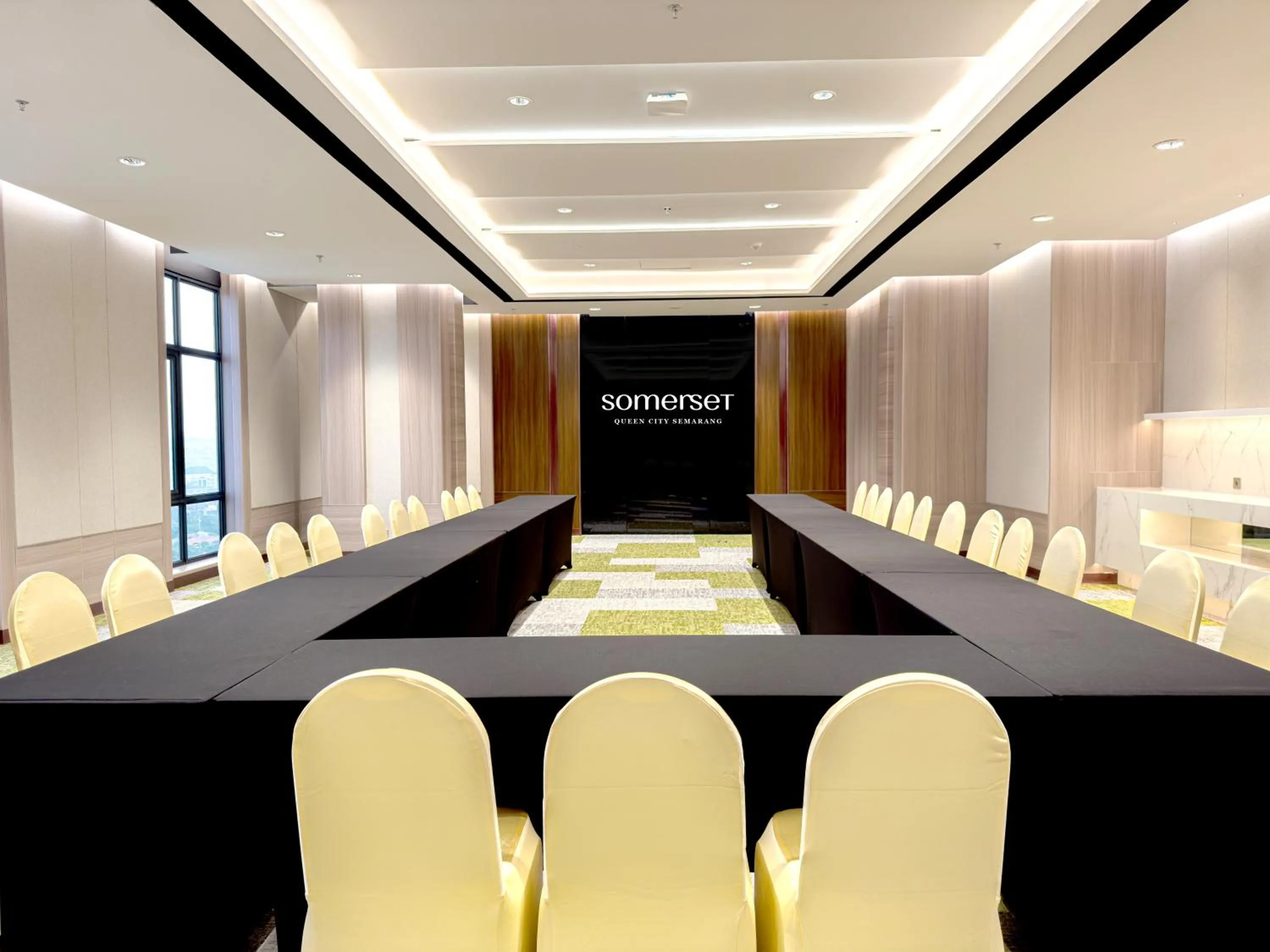Meeting/conference room in Somerset Queen City Semarang