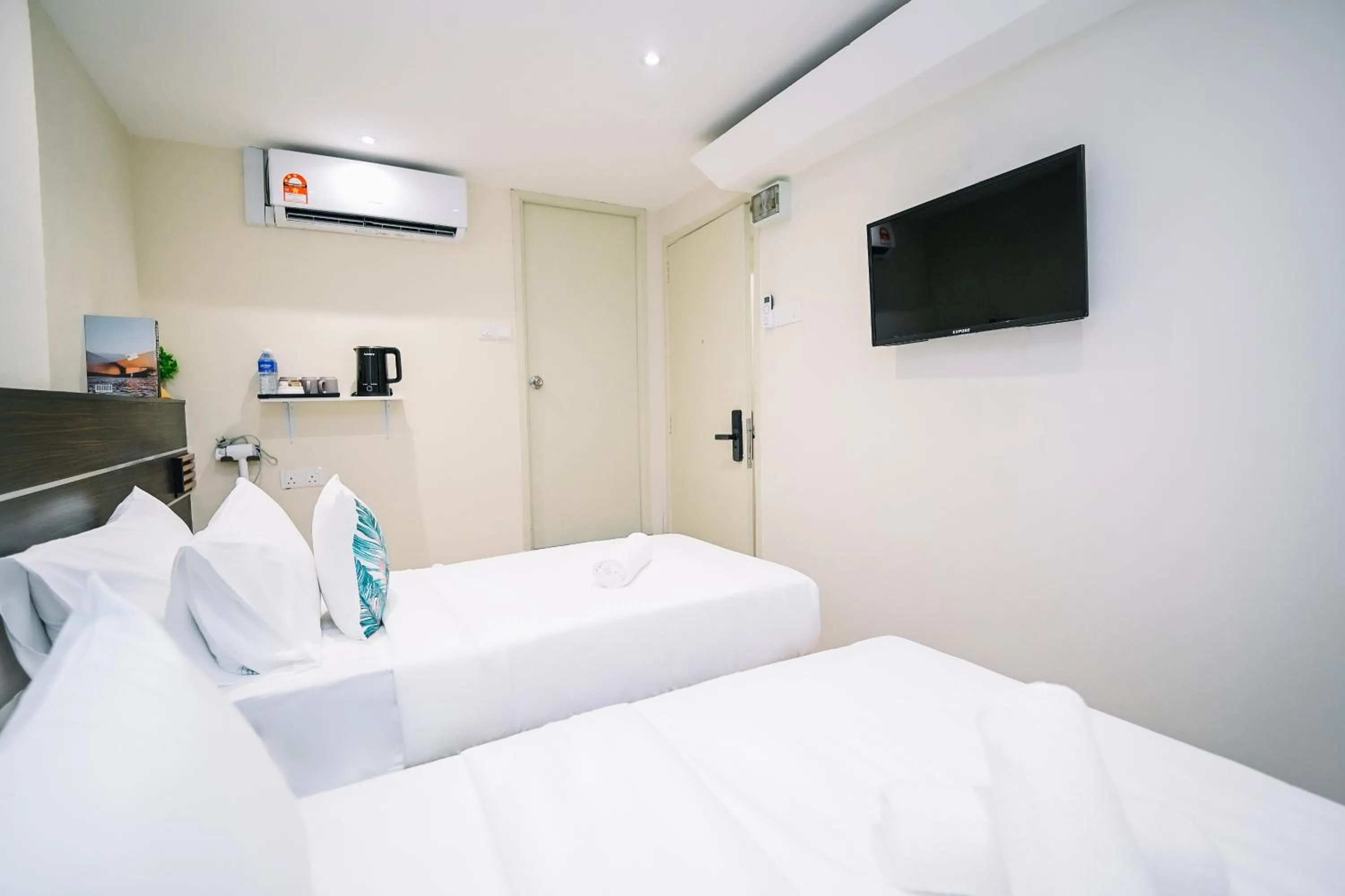 Bed in Swing & Pillows - Sungei Wang Bukit Bintang