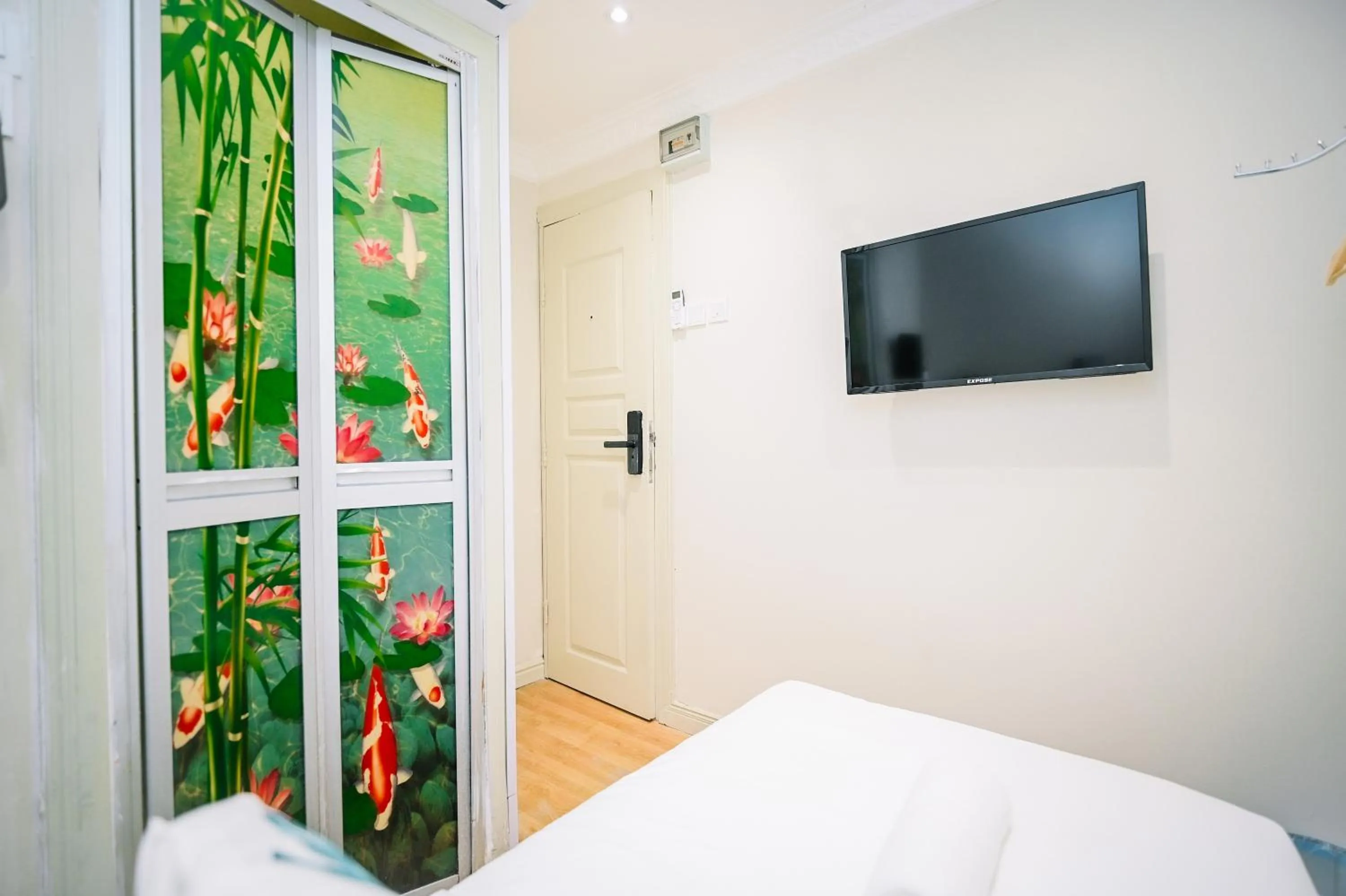 Bed in Swing & Pillows - Sungei Wang Bukit Bintang