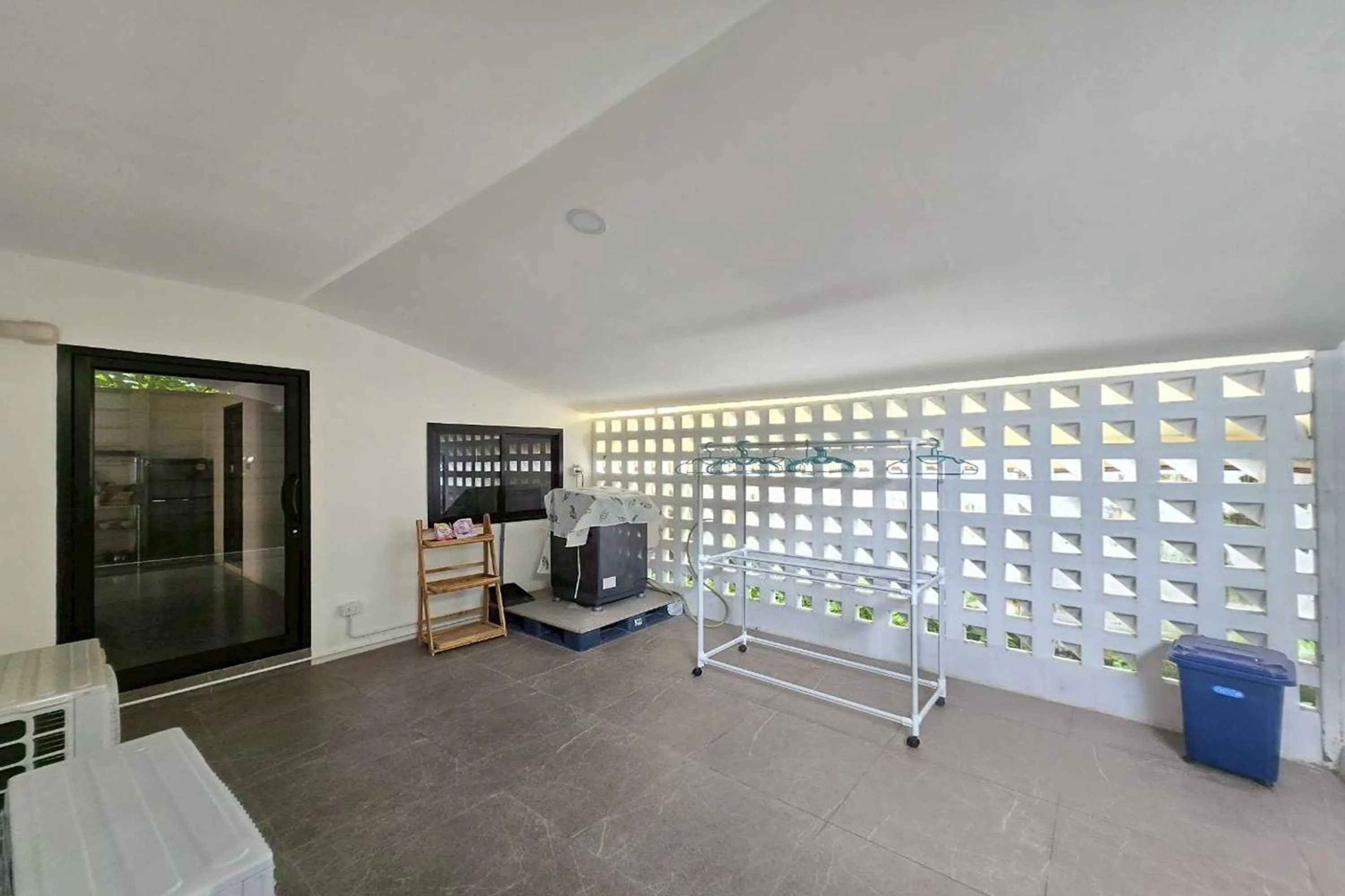 laundry in Breezy Bliss Home