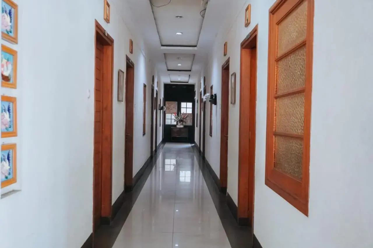 Property building in Hotel Wisma Dago Property building in Hotel Wisma Dago