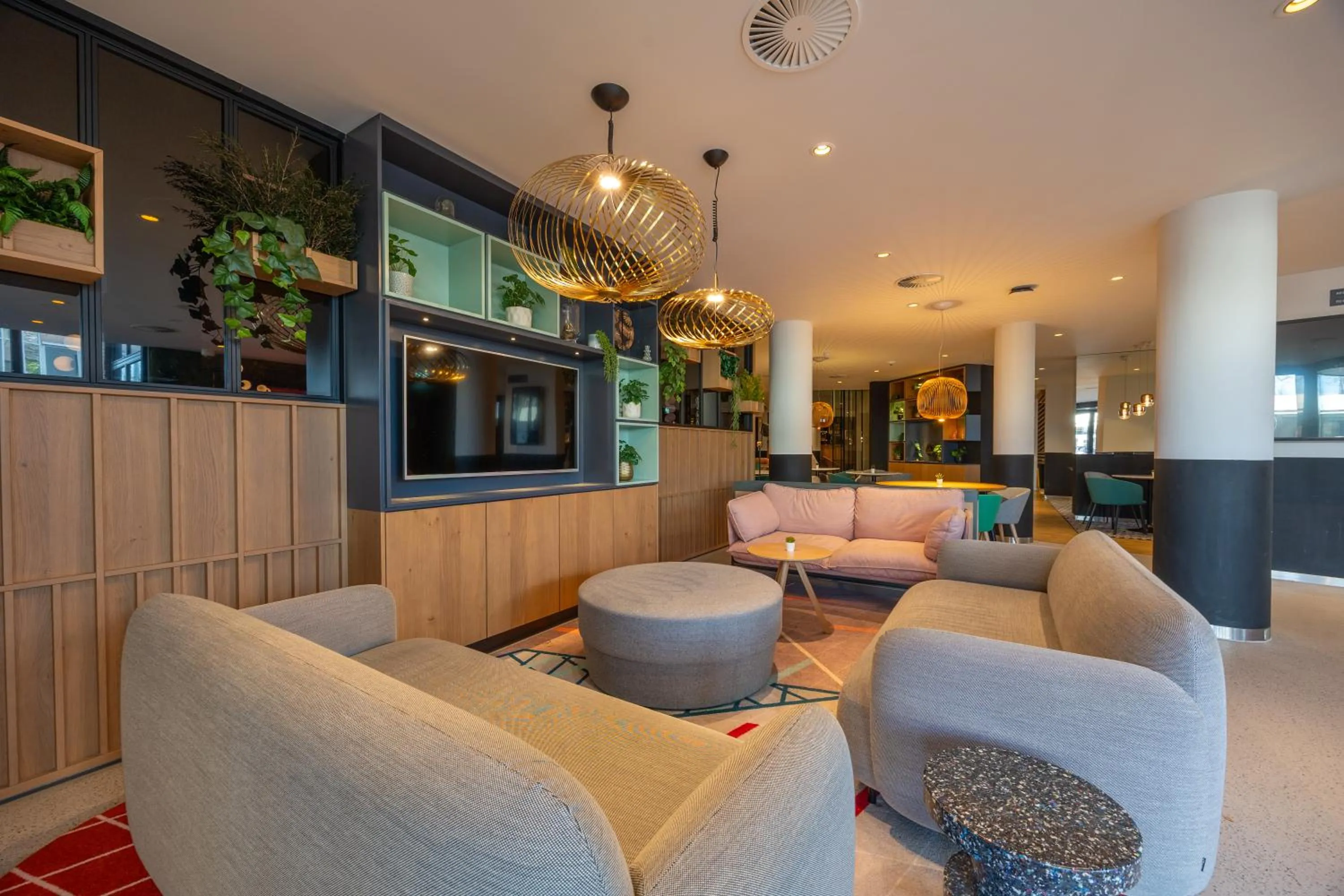 Lobby or reception in Hotel Nordseka The Hague - Voorburg