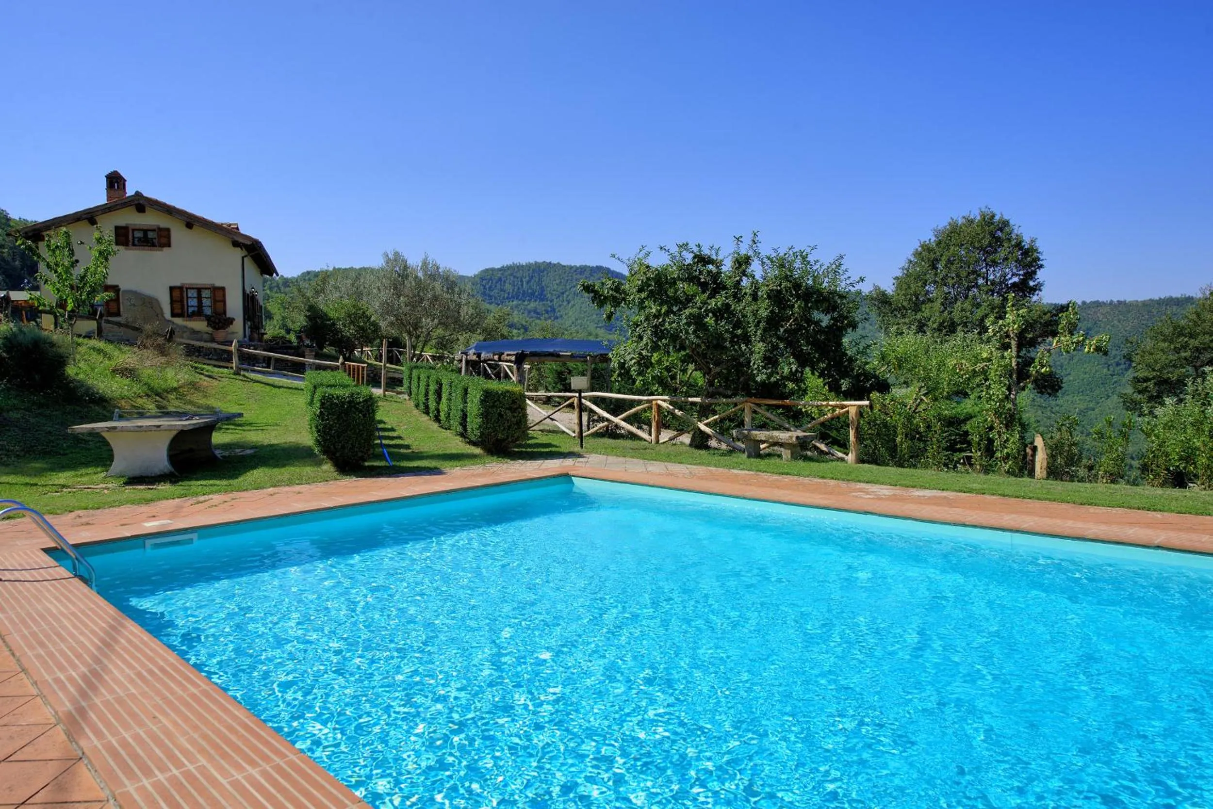 Garden in Casa Margherita 2 by PosarelliVillas