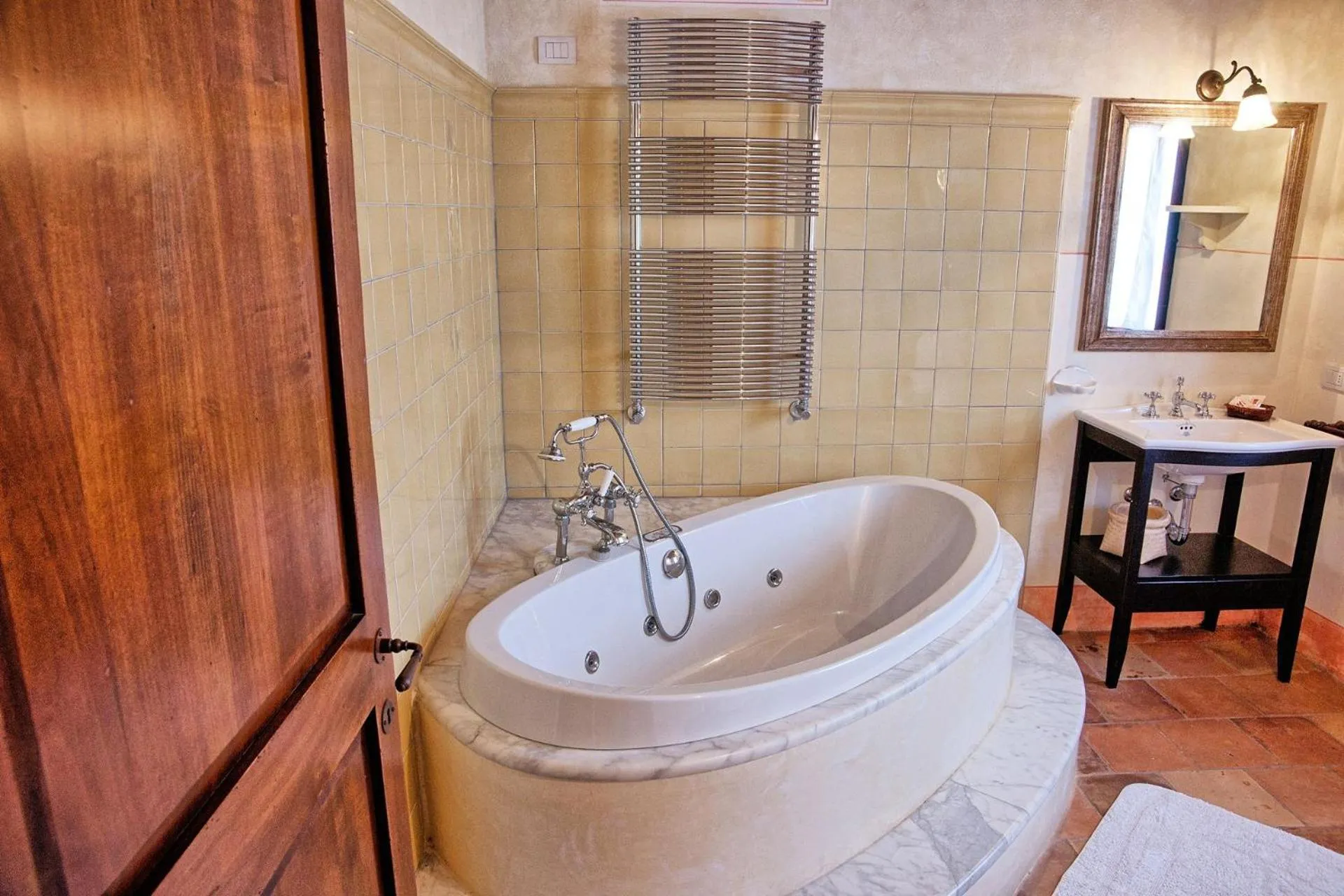 Bathroom in Villa Petrognano by PosarelliVillas