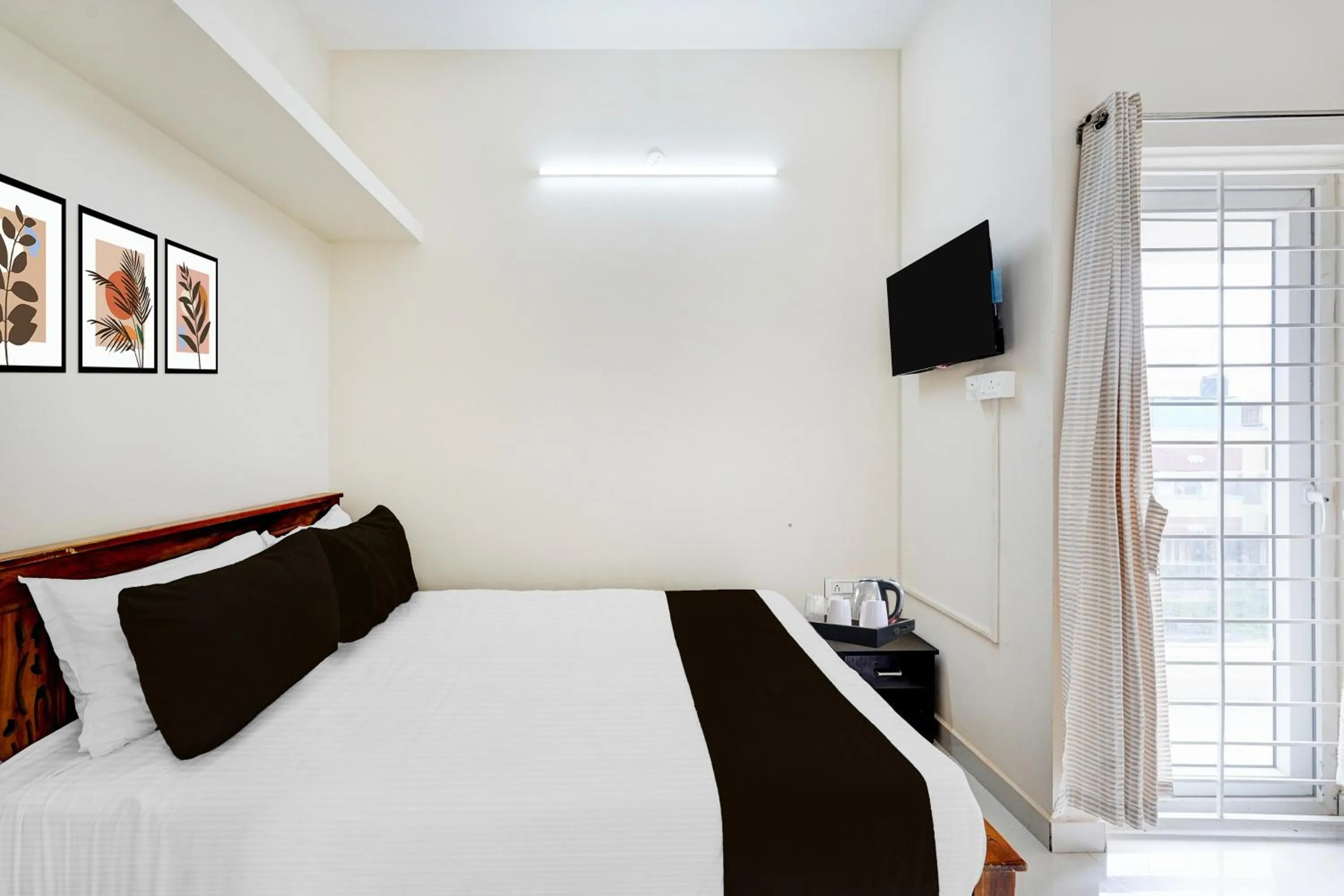 Bedroom in Super Collection O Sholinganallur Chennai Formerly Nimalan Residenc