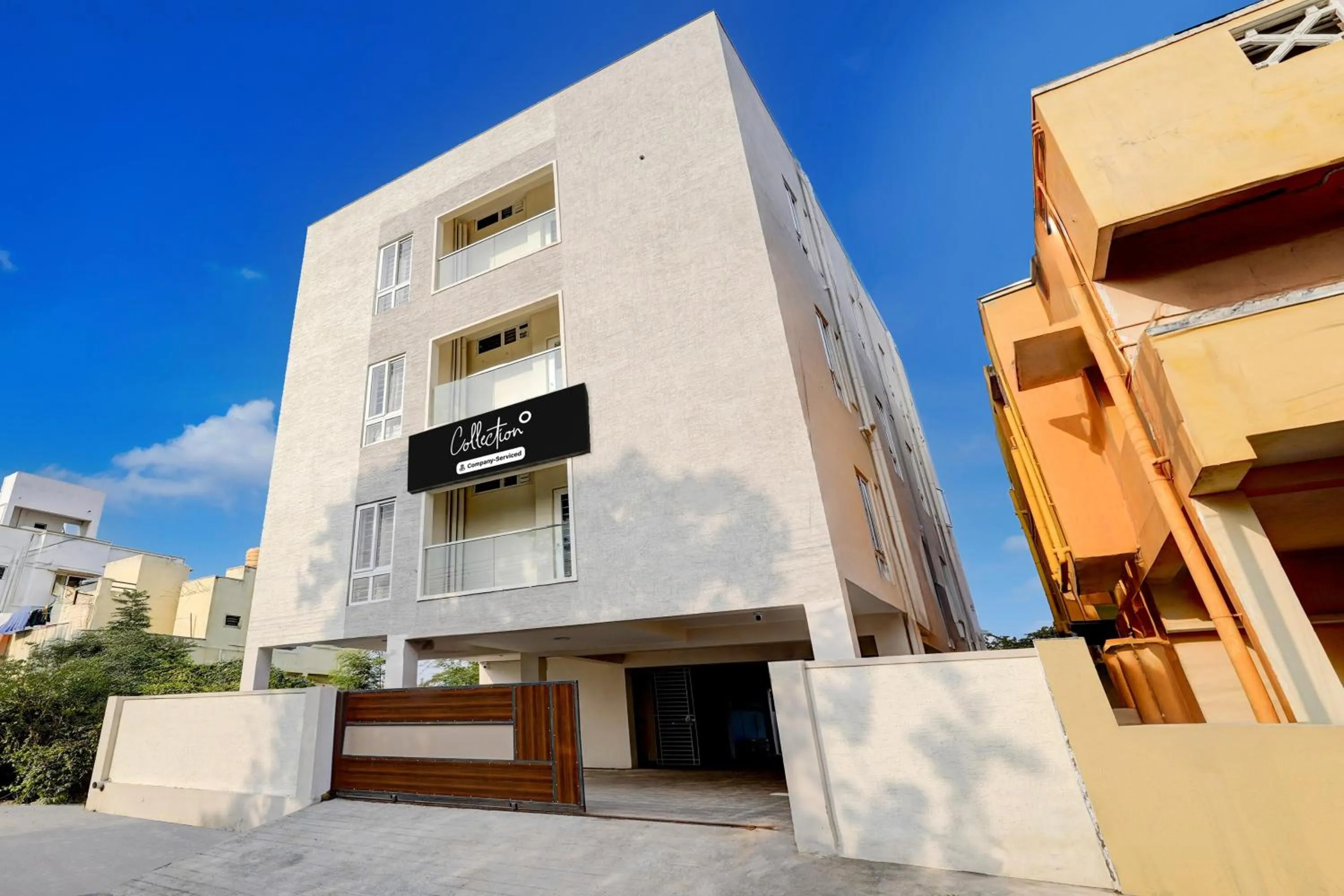 Facade/entrance in Super Collection O Sholinganallur Chennai Formerly Nimalan Residenc