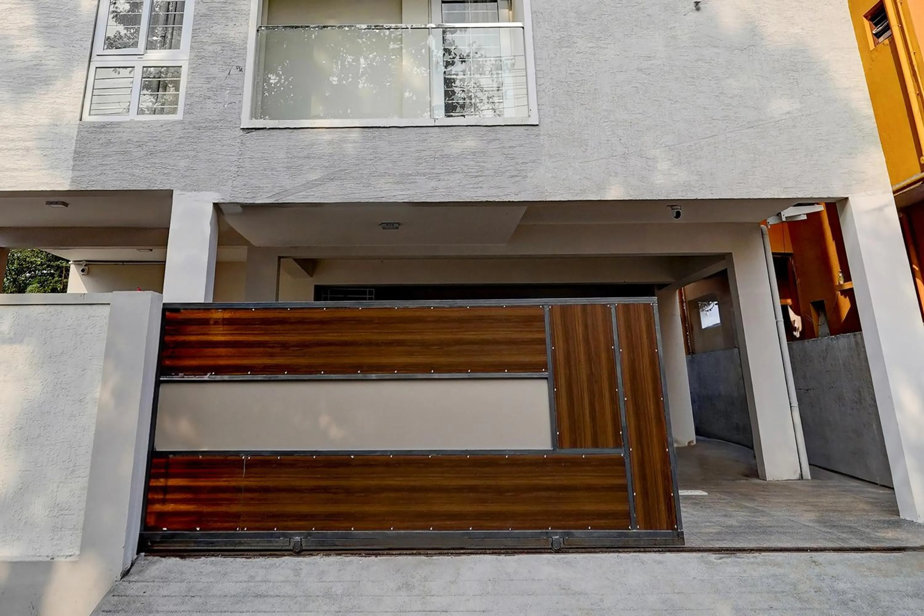 Facade/entrance in Super Collection O Sholinganallur Chennai Formerly Nimalan Residenc