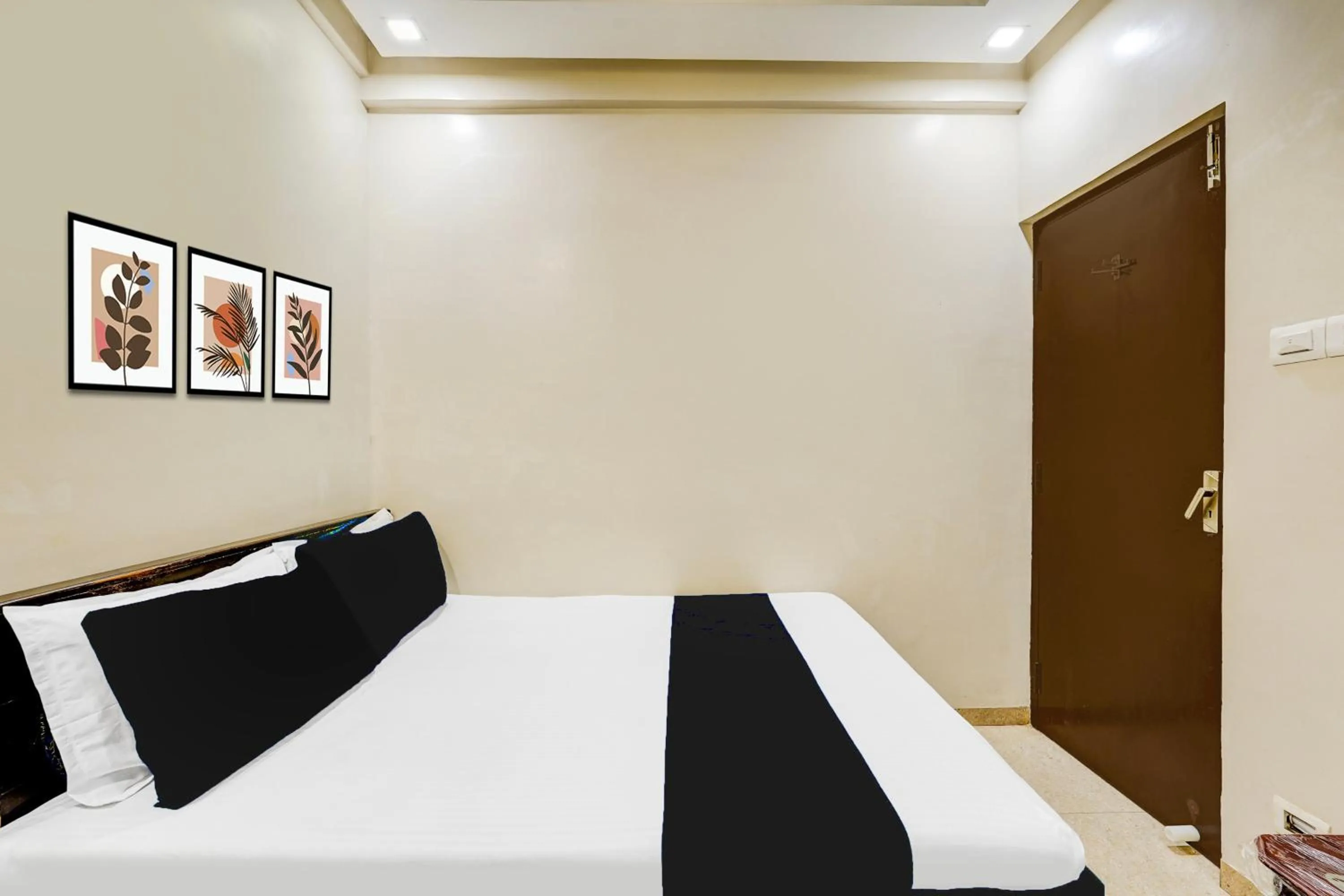 Bedroom, Bed in Hotel O MA Chidambaram Stadium Formerly Sarvanas Park