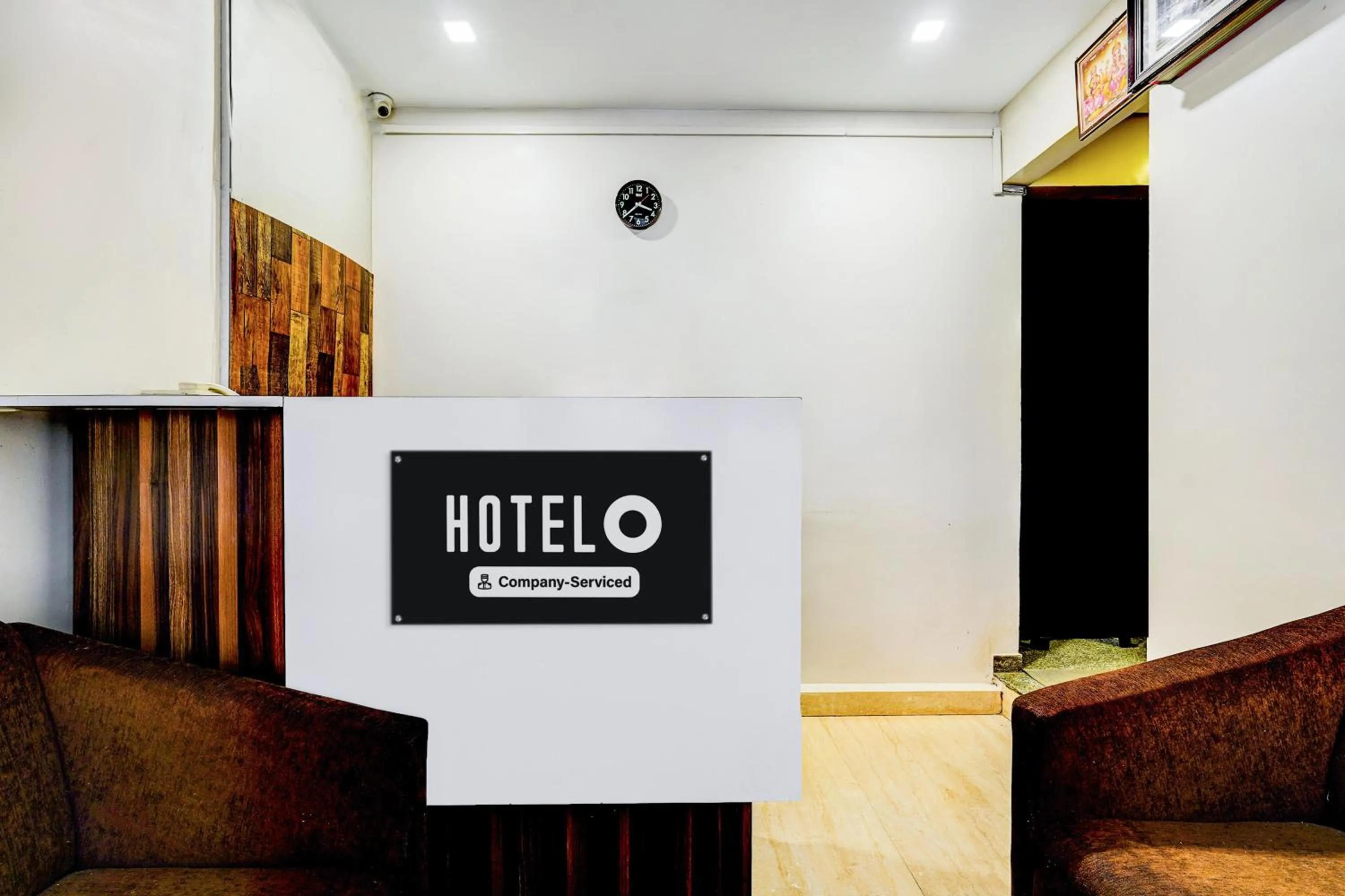 Lobby or reception in Hotel O MA Chidambaram Stadium Formerly Sarvanas Park
