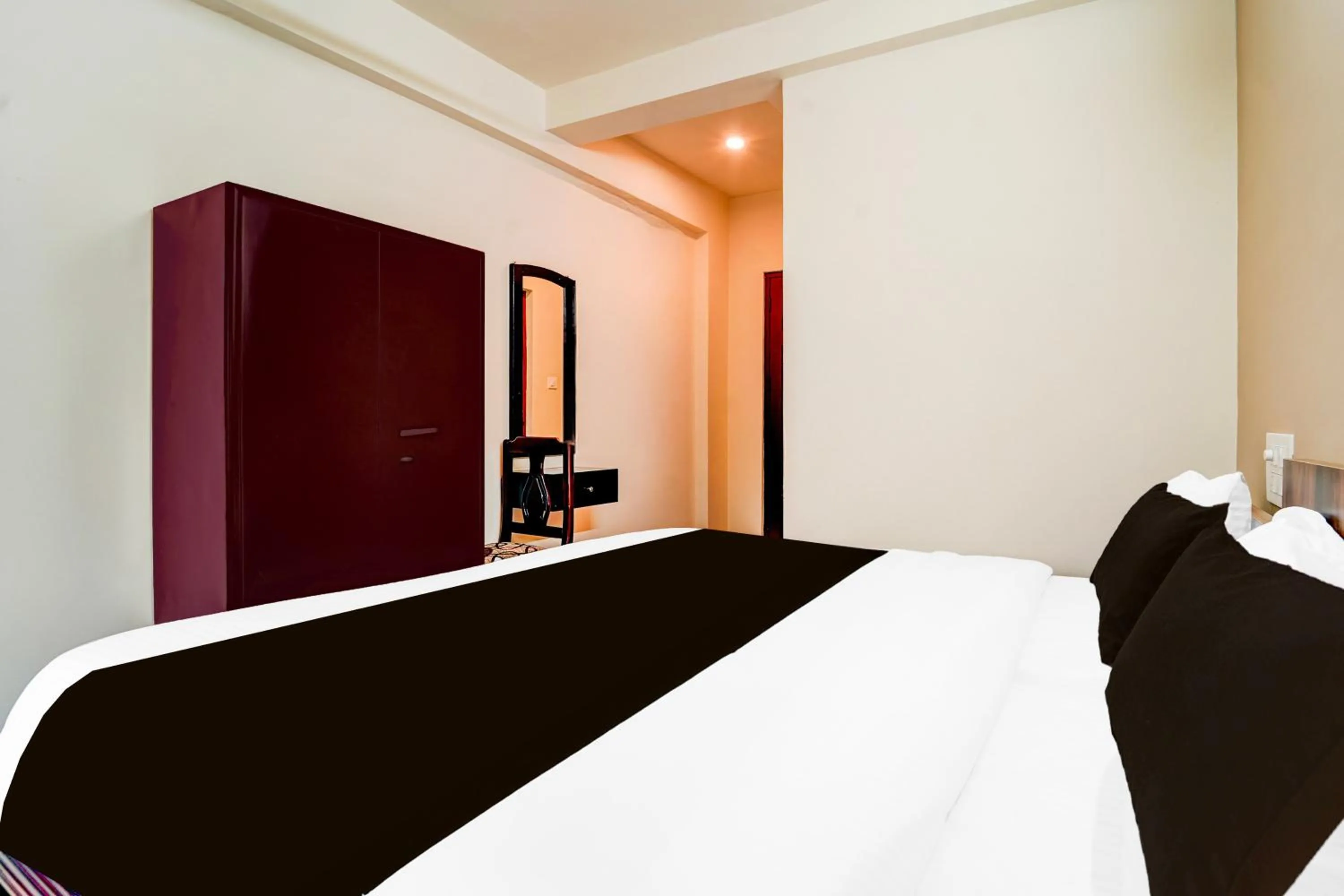 Bedroom, Bed in Super Collection O Kottayam Formerly Sap Inn