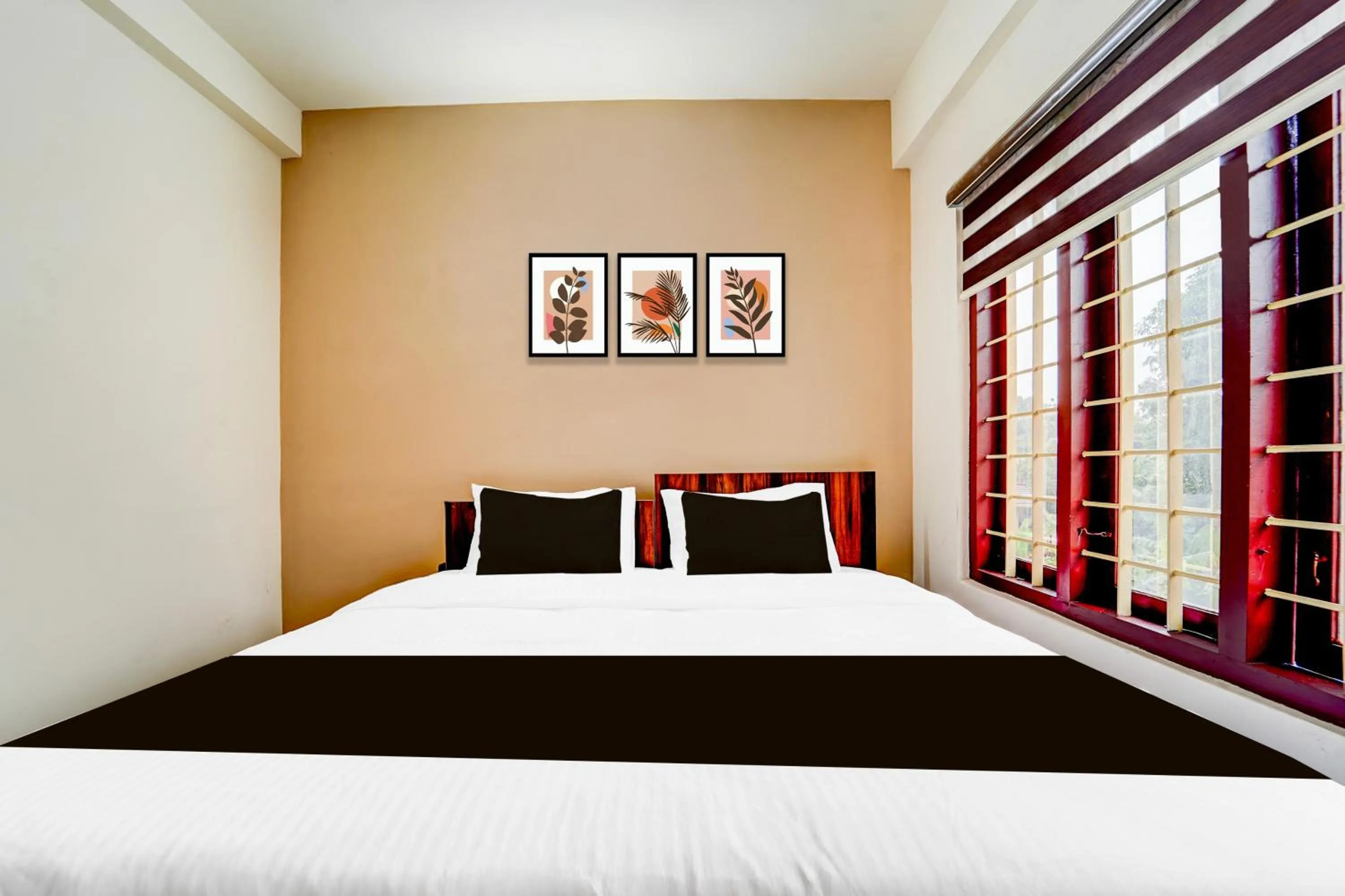 Bedroom, Bed in Super Collection O Kottayam Formerly Sap Inn