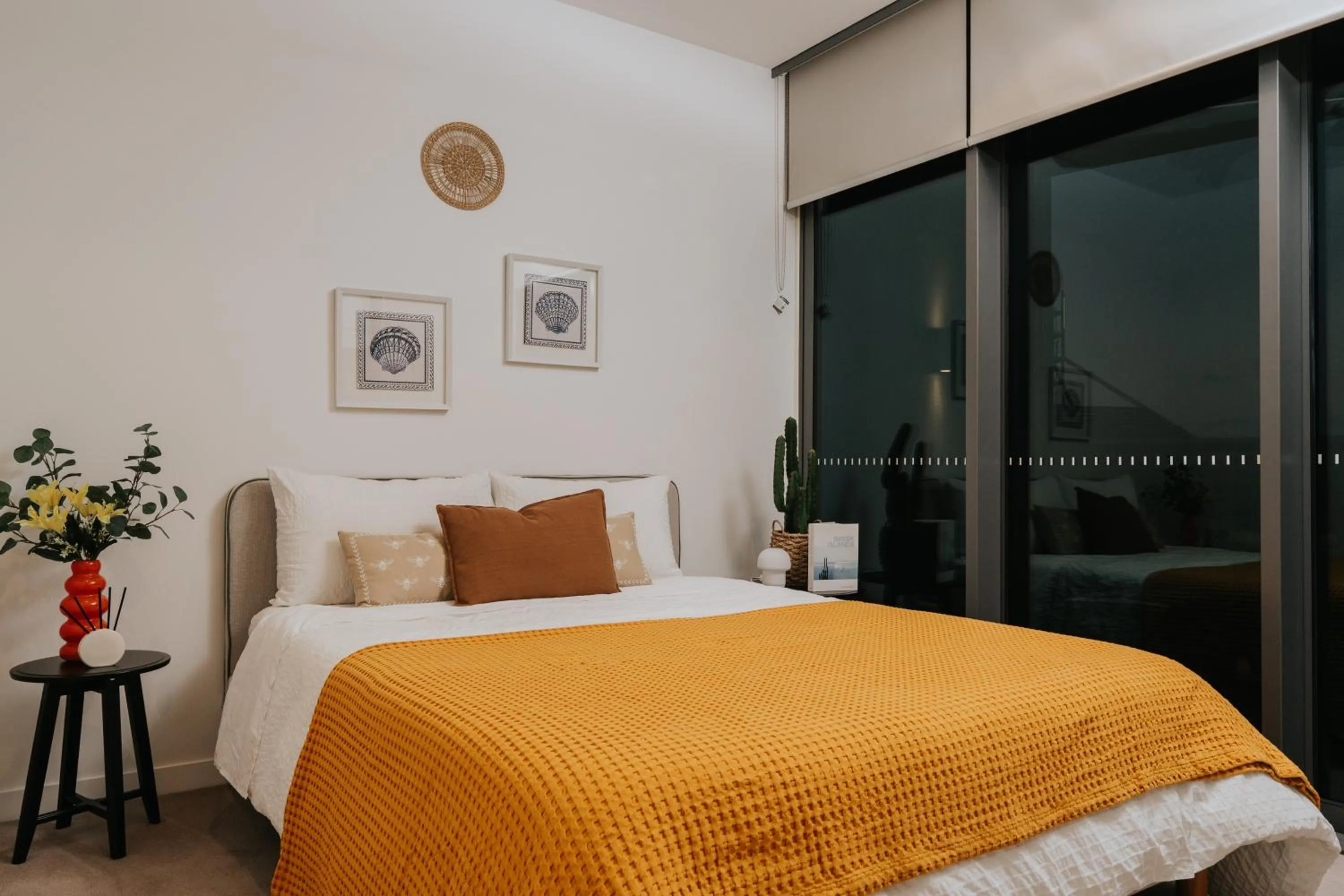 Bed in Nooon Stay QW - Apartments Managed by The NOOON STAY