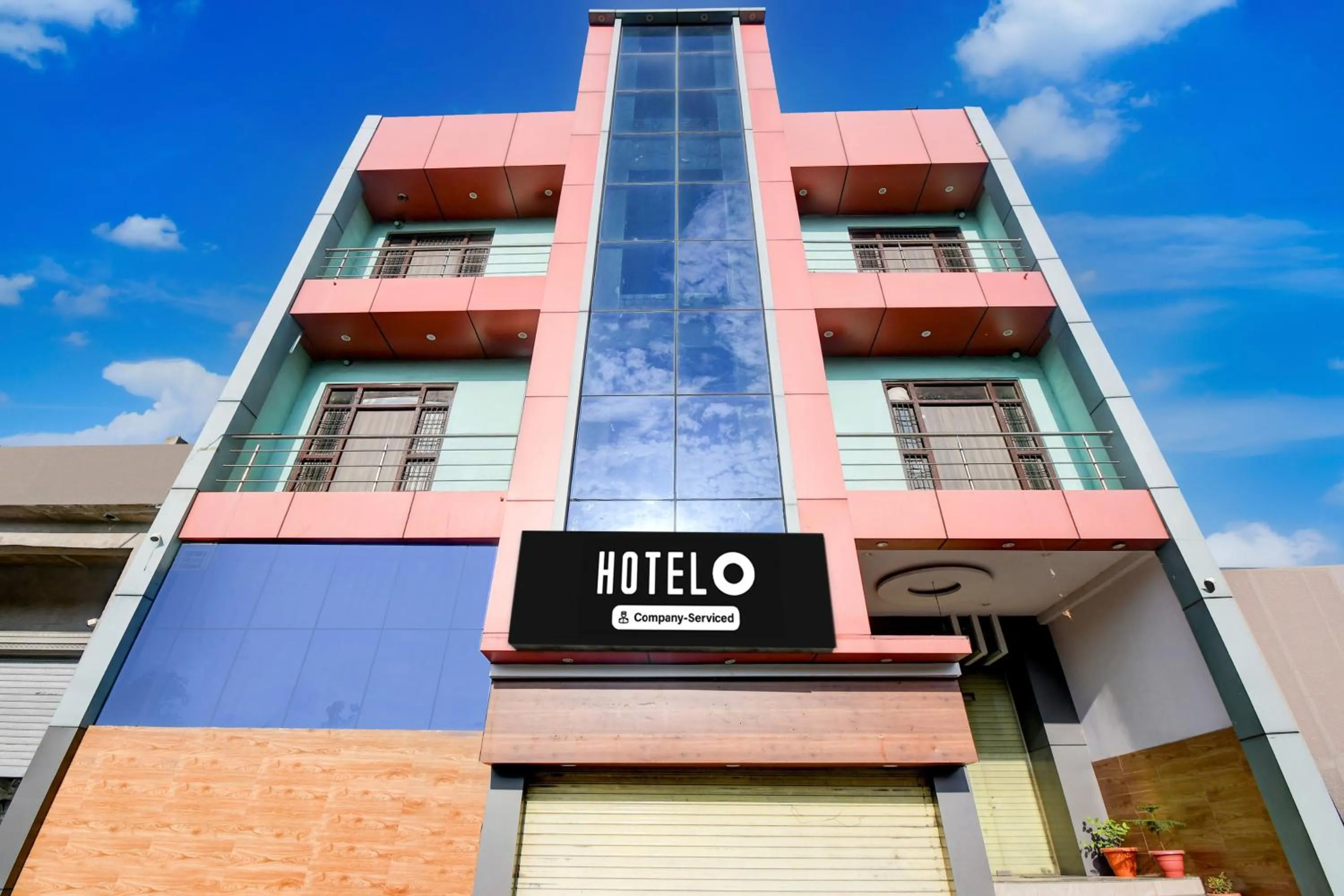 Facade/entrance in Super Hotel O Gorakhpur Industrial Area Formerly Shaurya Inn