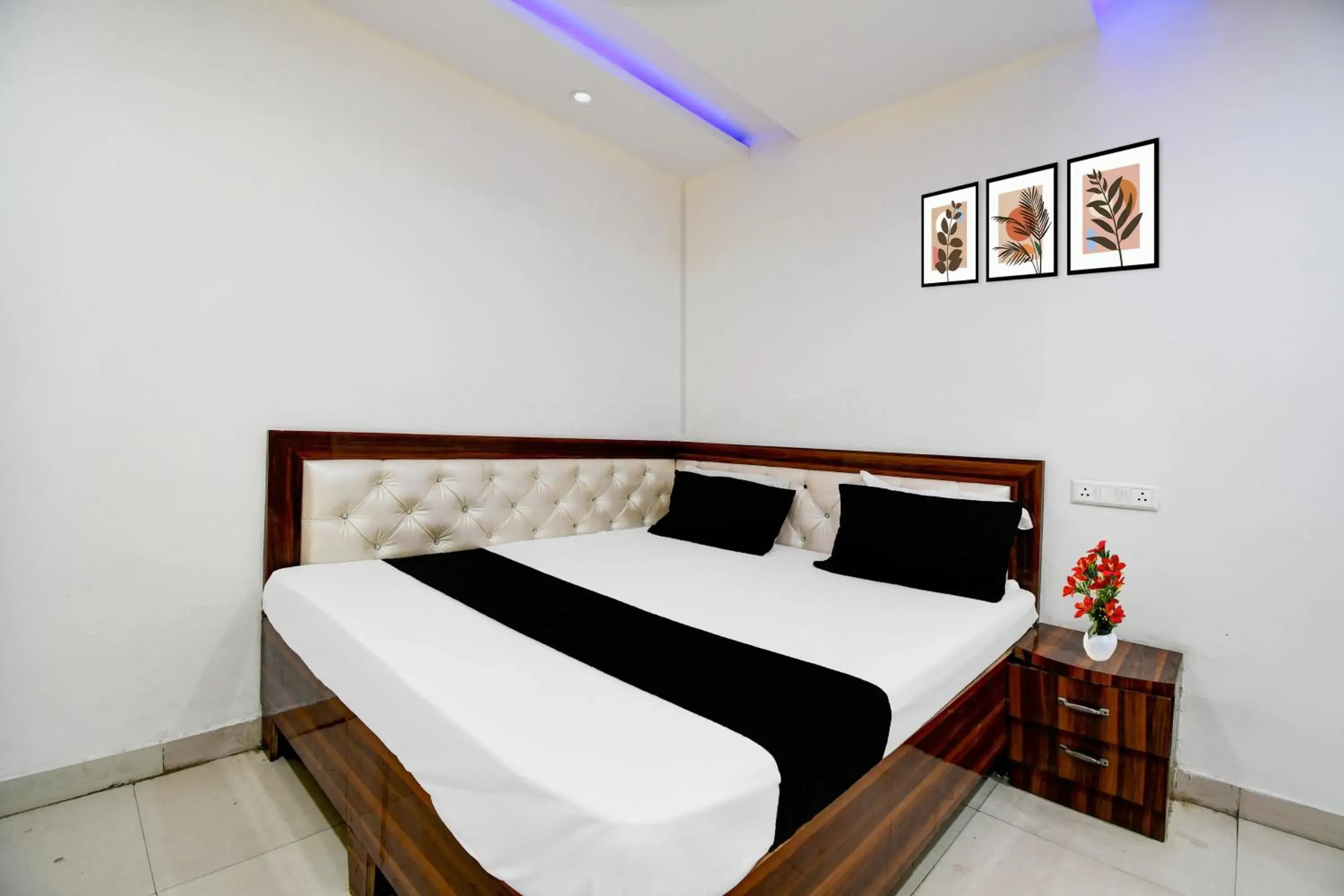 Super Hotel O Gorakhpur Industrial Area Formerly Shaurya Inn Super Hotel O Gorakhpur Industrial Area Formerly Shaurya Inn