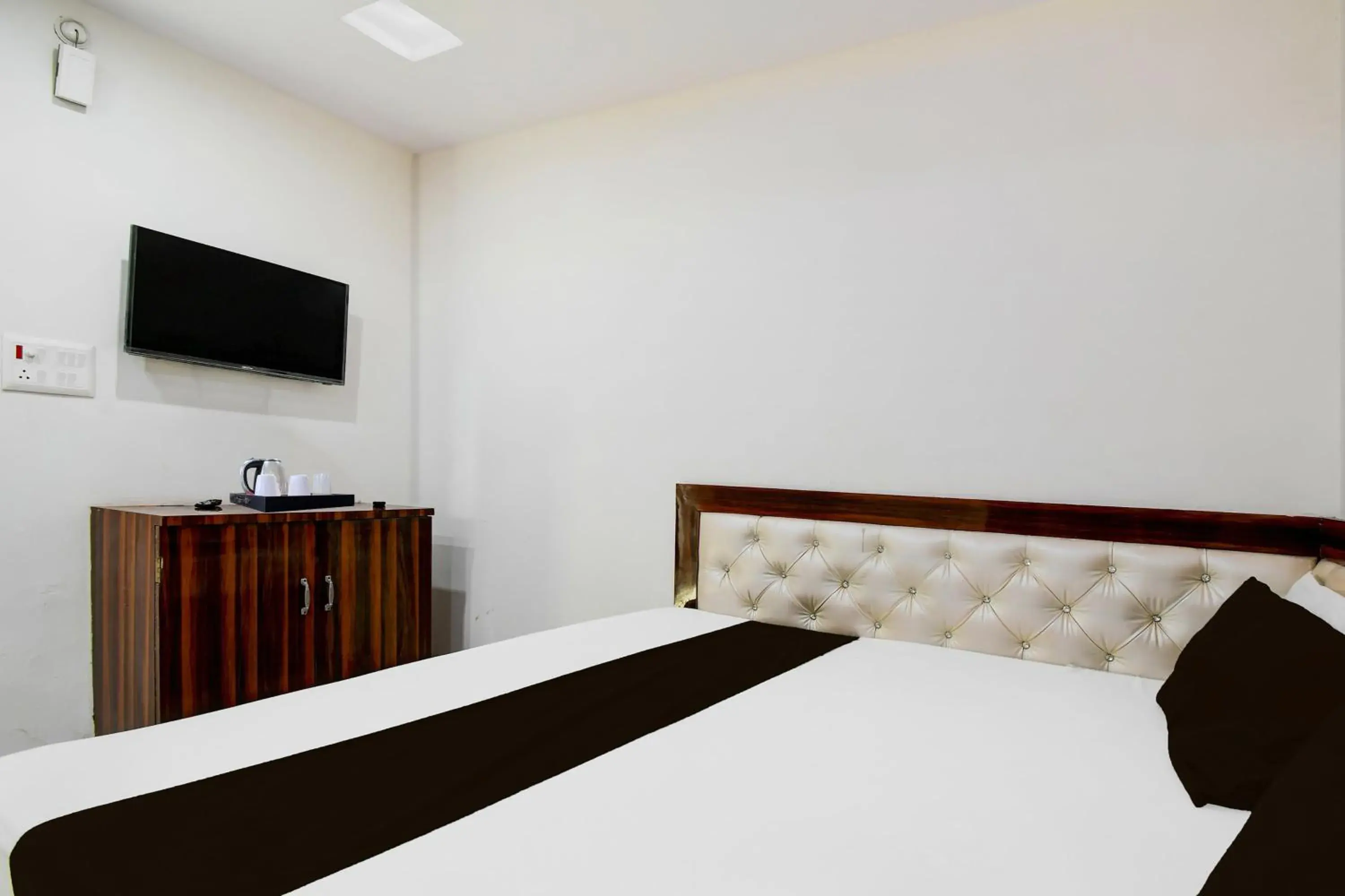 Bedroom, Bed in Super Hotel O Gorakhpur Industrial Area Formerly Shaurya Inn Bedroom, Bed in Super Hotel O Gorakhpur Industrial Area Formerly Shaurya Inn