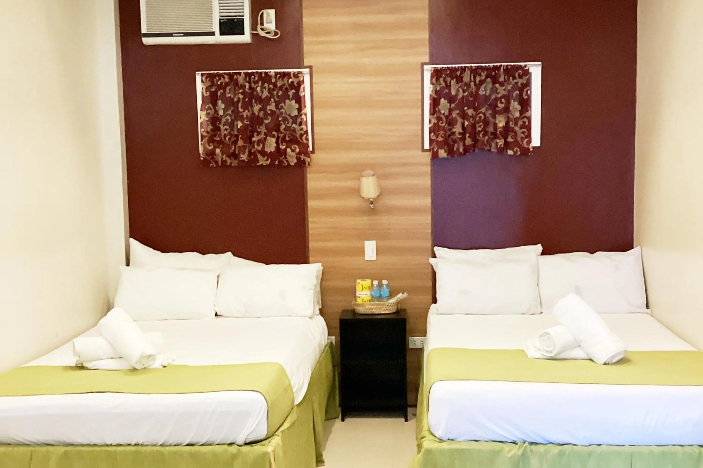 Bed in AltaVista Beach Resort Samal powered by Cocotel