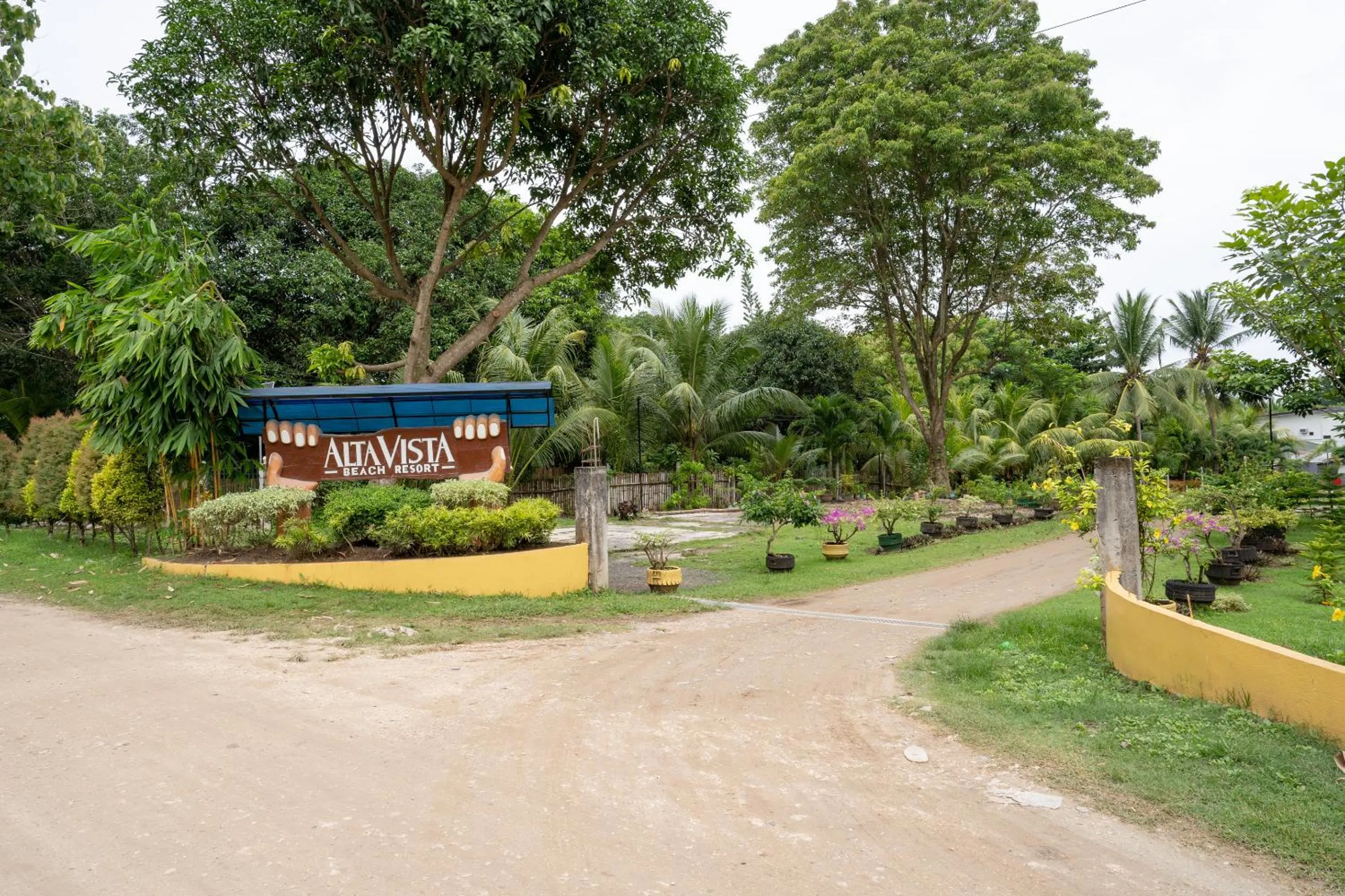 AltaVista Beach Resort Samal powered by Cocotel