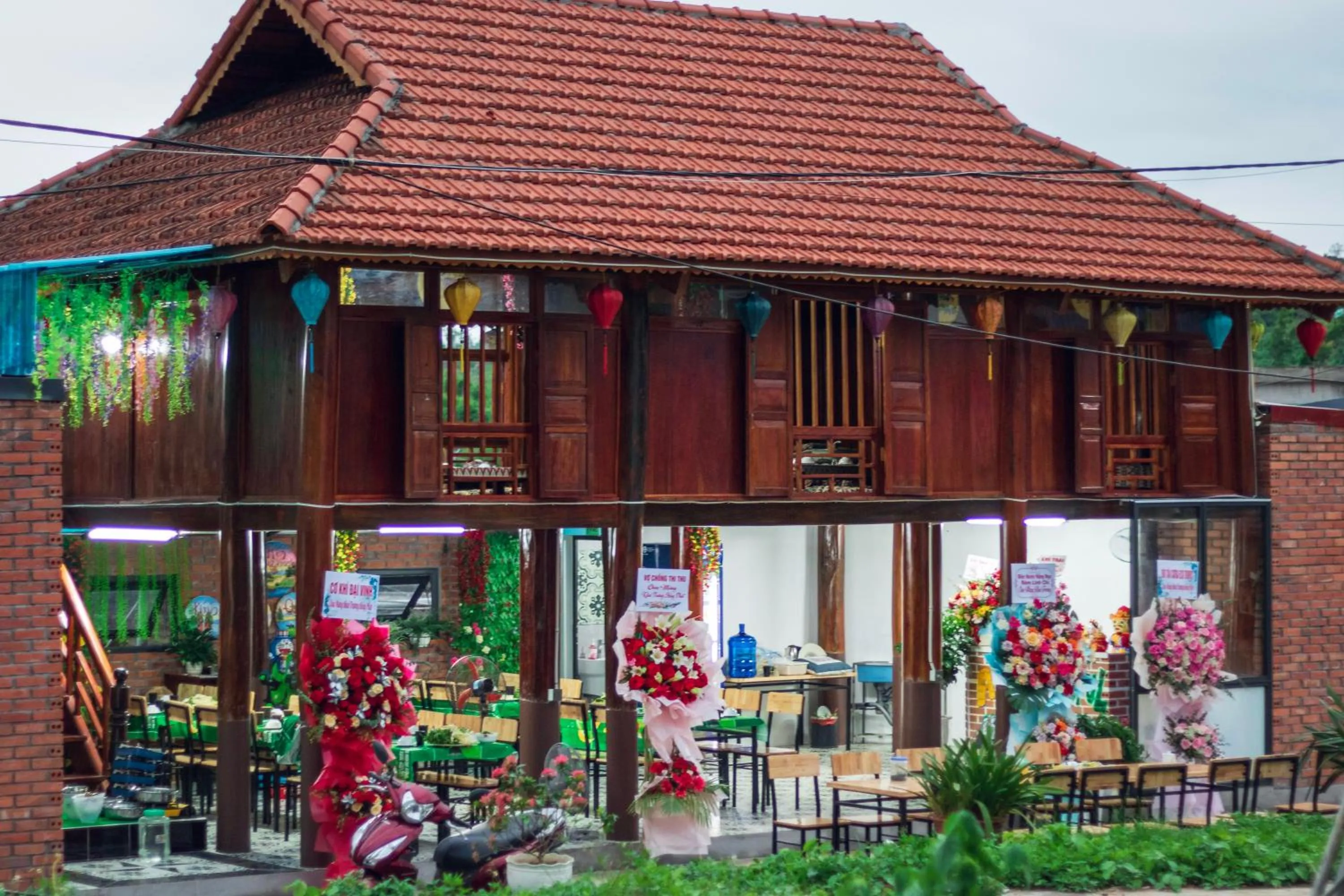 Restaurant/places to eat in An Peaceful Homestay