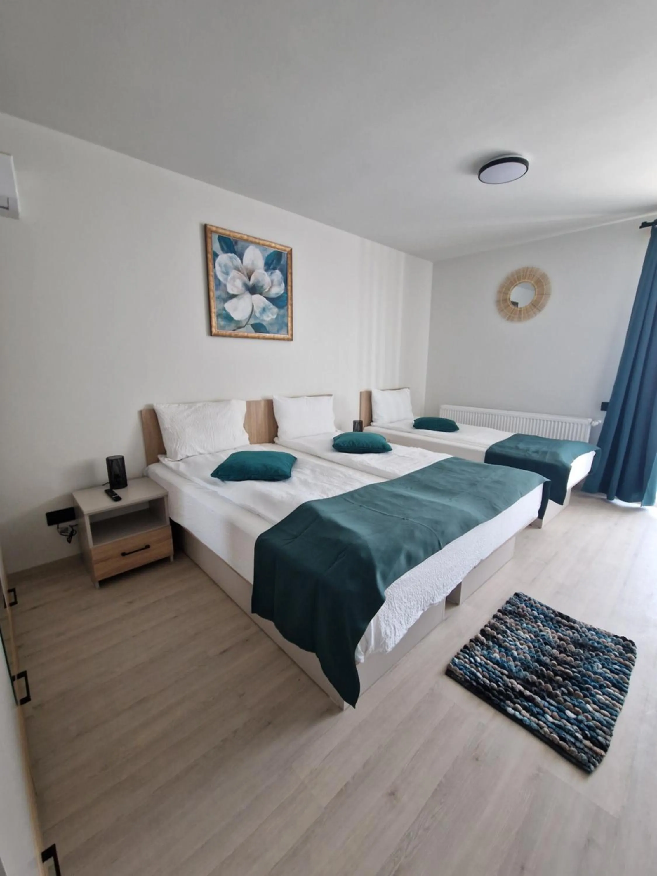 Bed in Sunny Family Vila Constanta