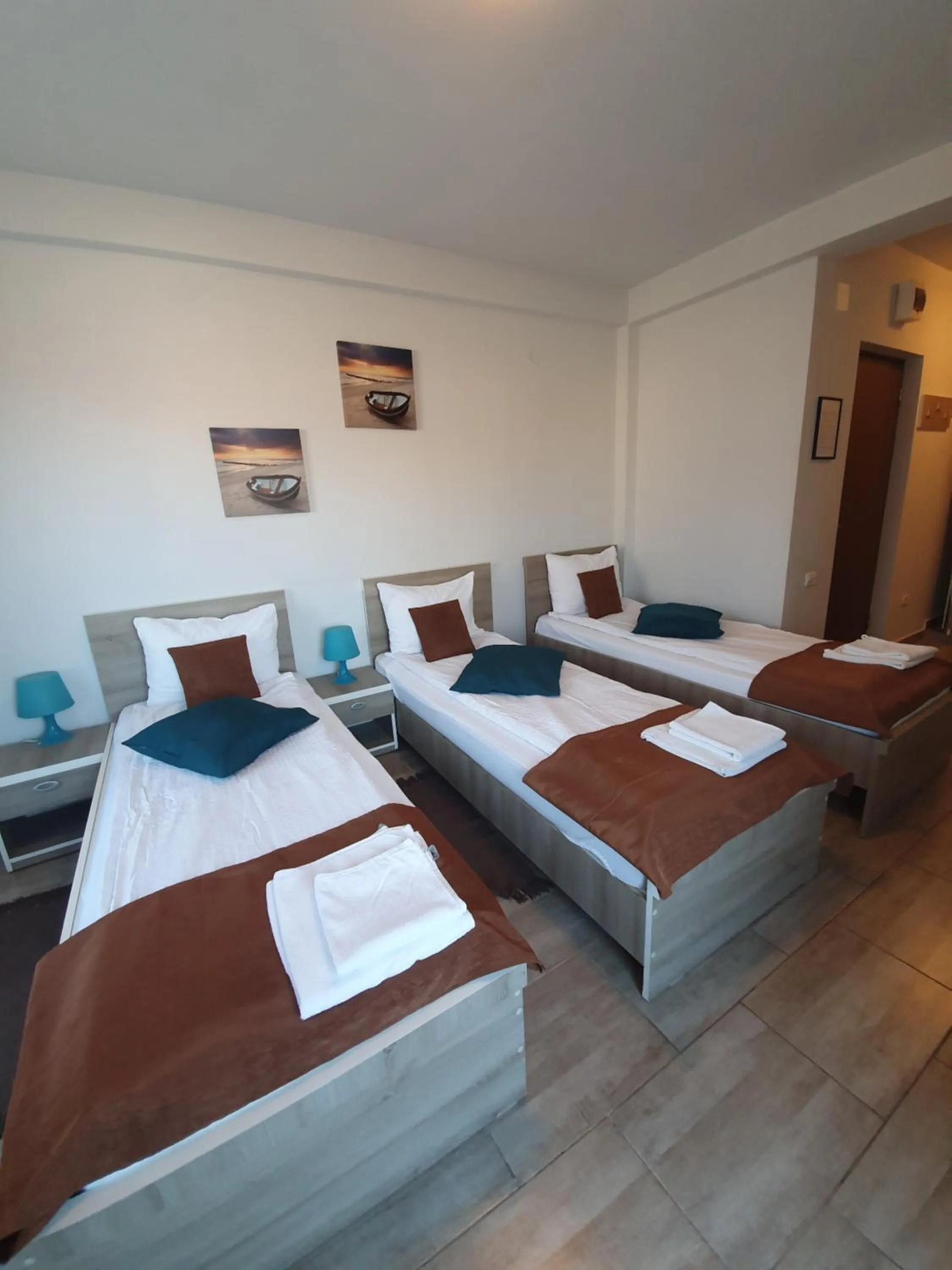 Bed in Sunny Family Vila Constanta