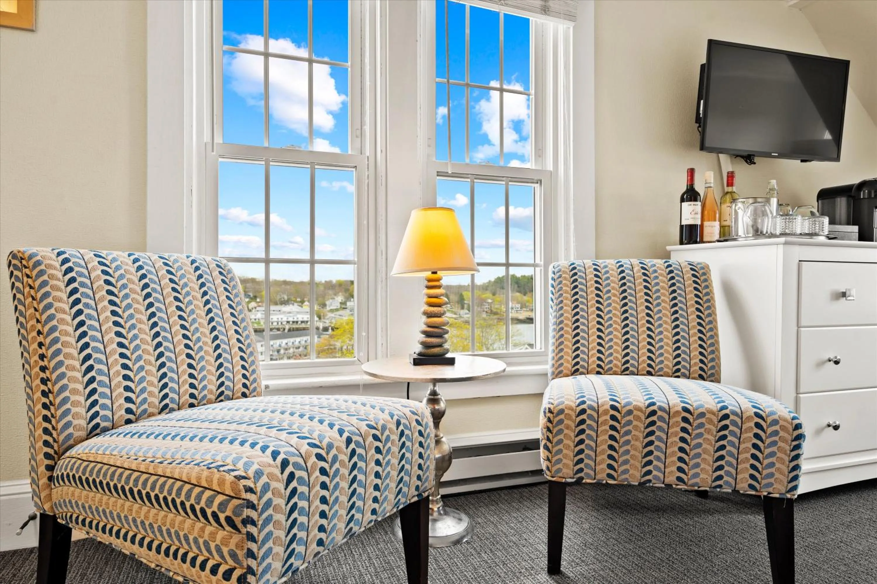 Standard King Room in Topside Inn