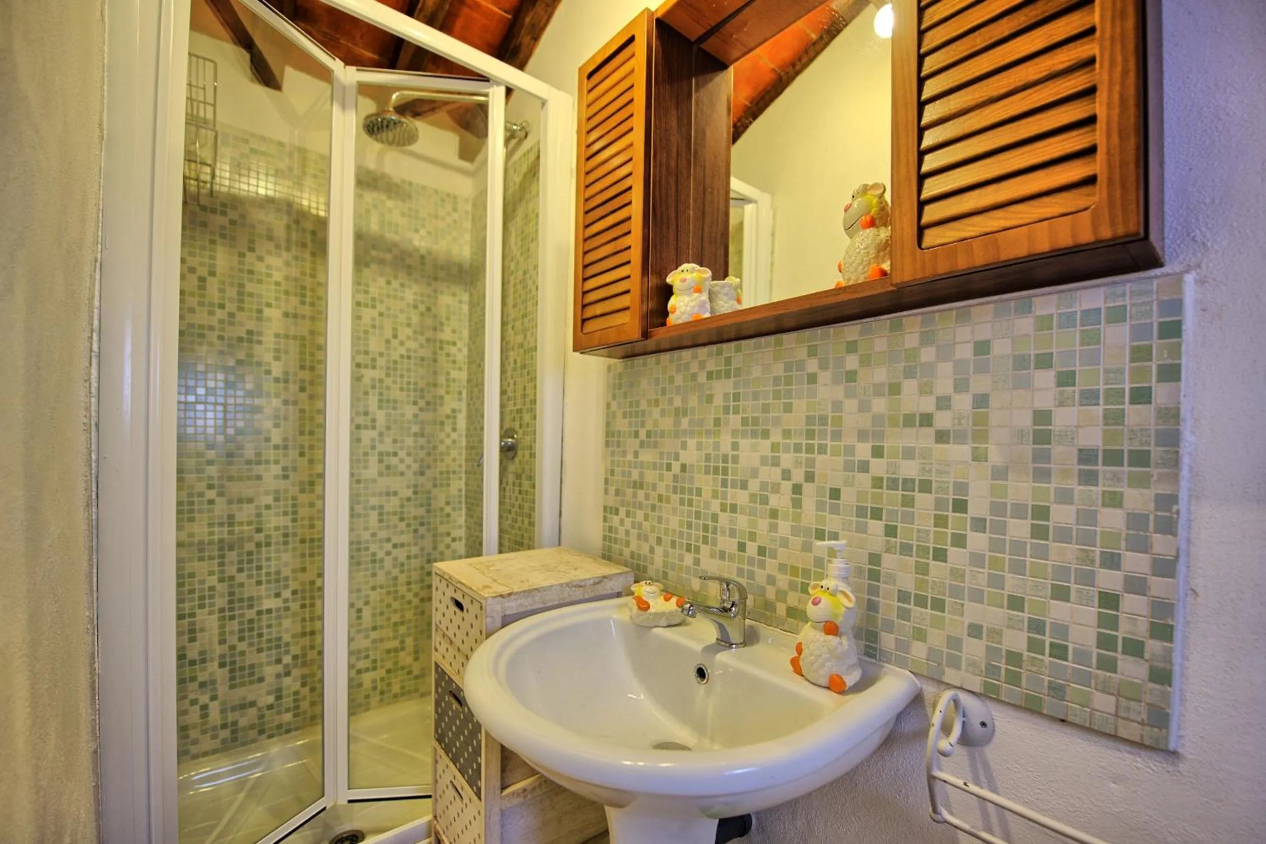 Bathroom in Casa Margherita 3 by PosarelliVillas