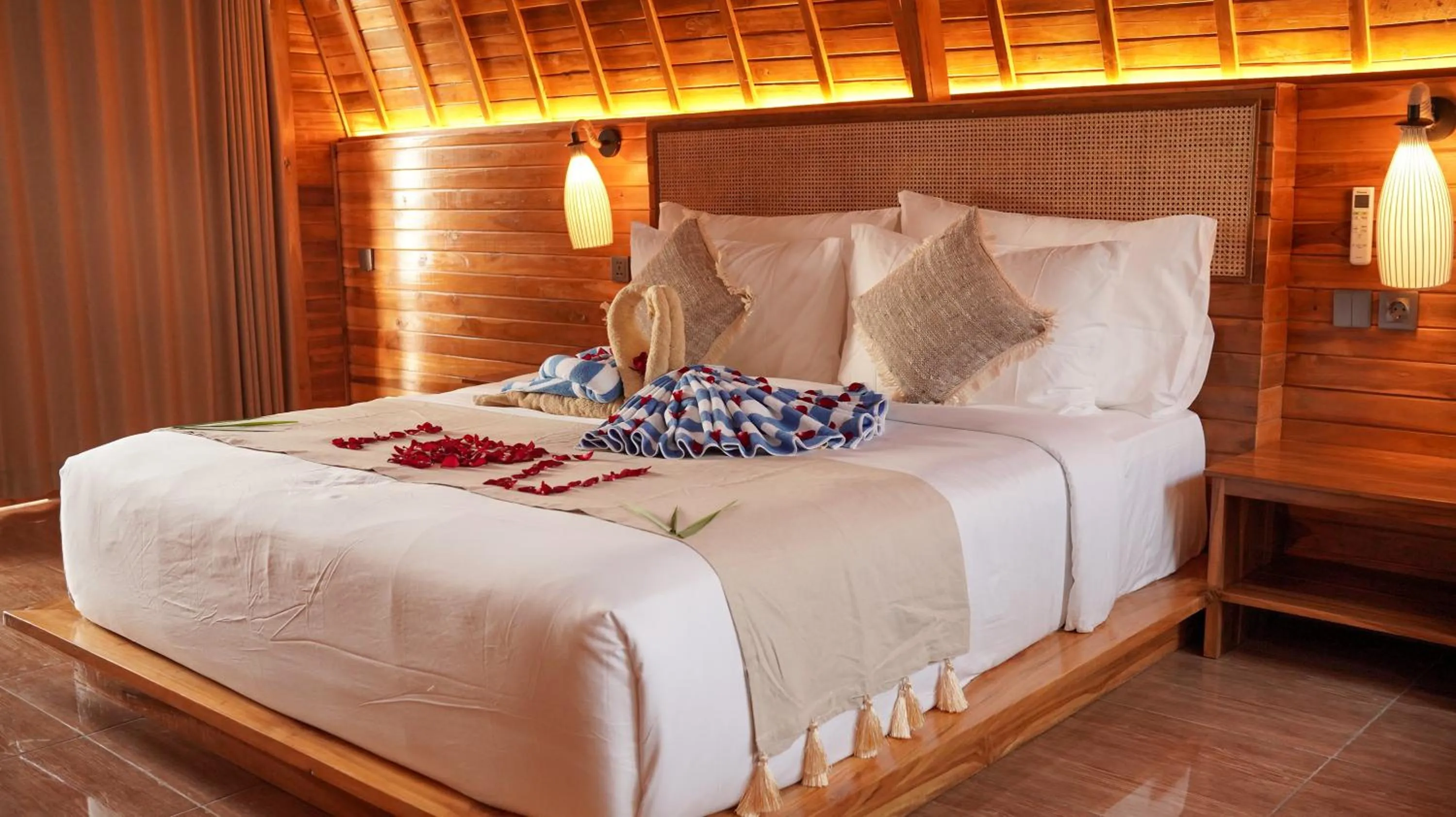 Bed in Samplangan Penida Resort