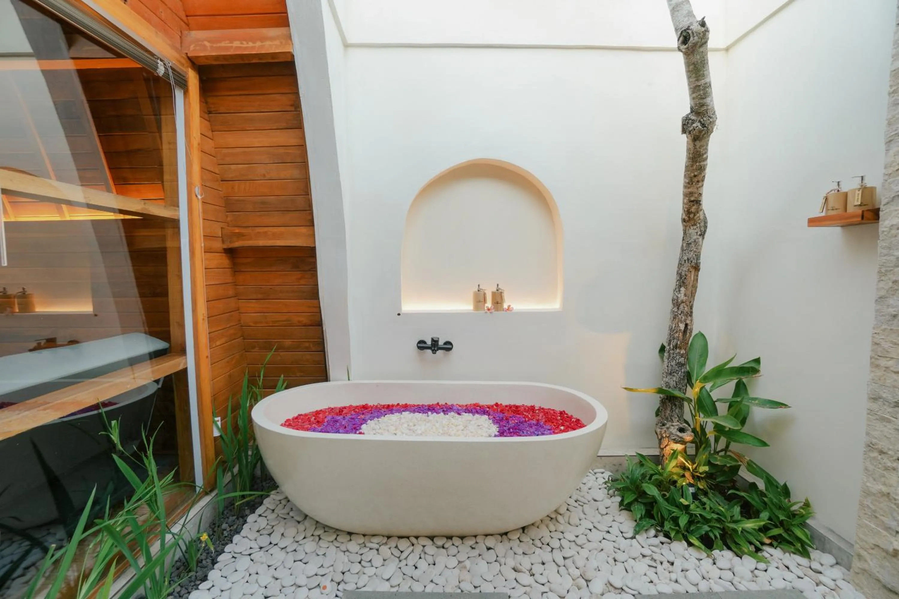 Bathroom in Samplangan Penida Resort