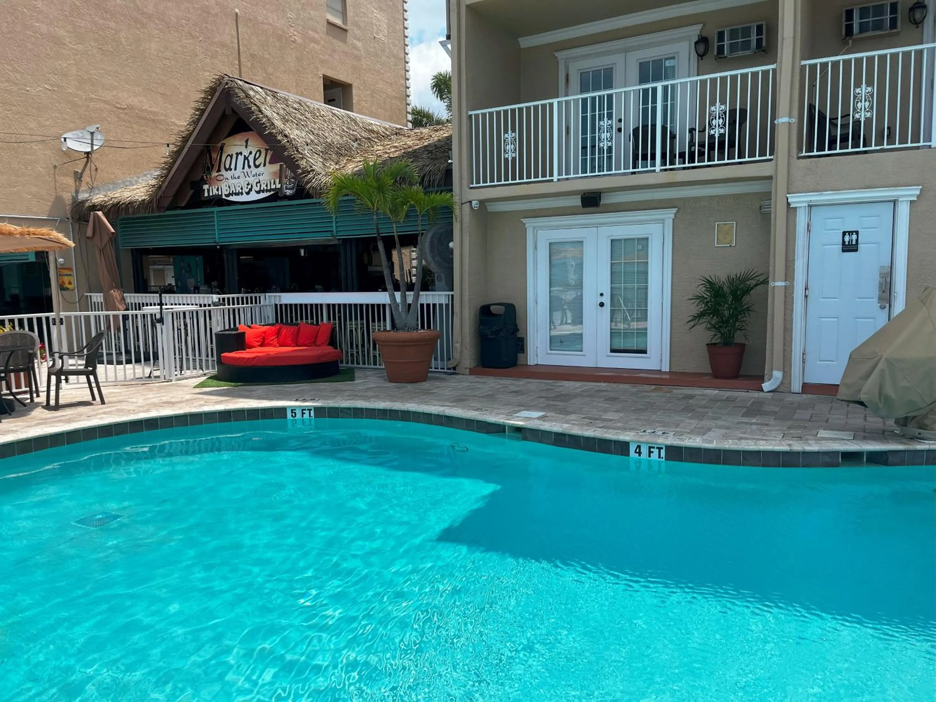 Balcony/Terrace in Beso Del Sol Resort