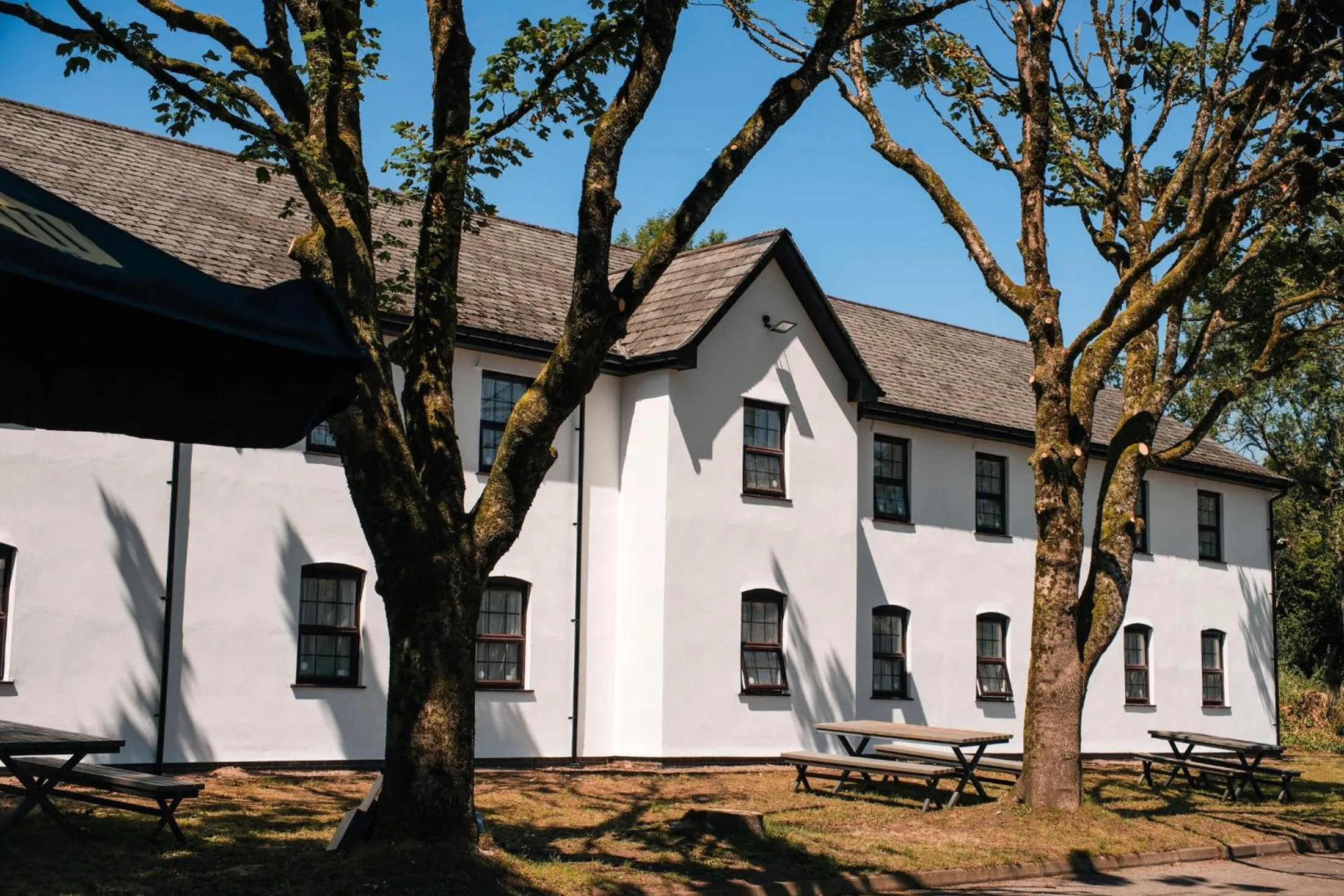 Property building in Coach & Horses Hotel
