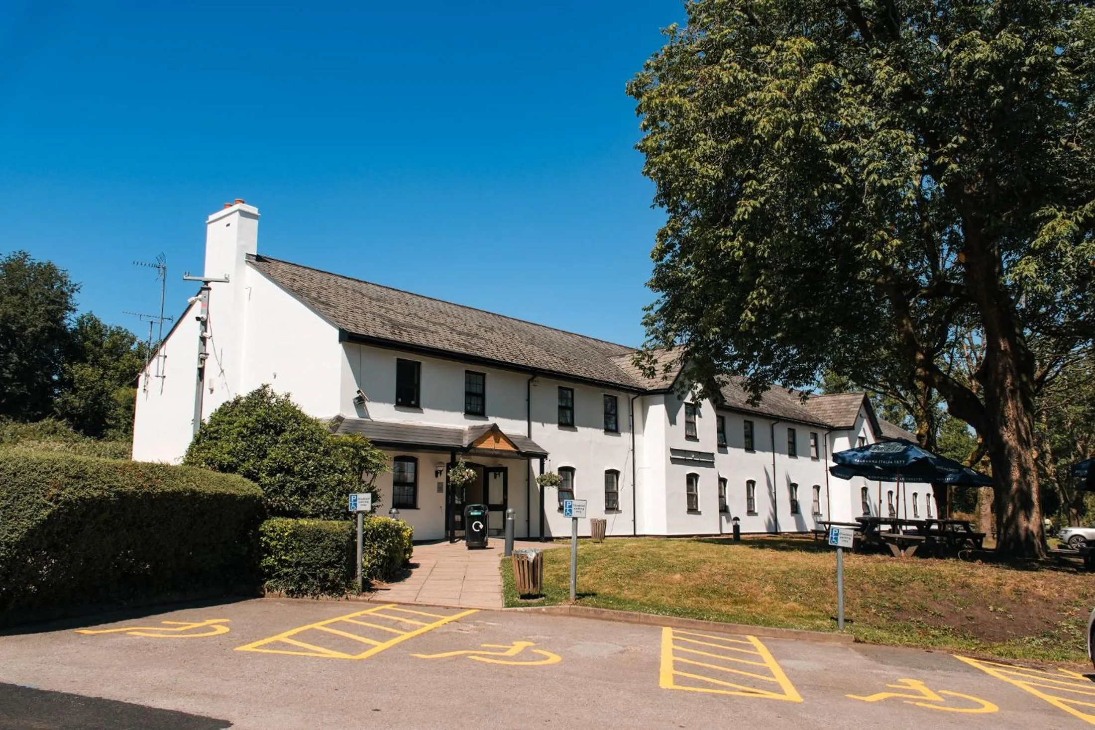 Property building in Coach & Horses Hotel