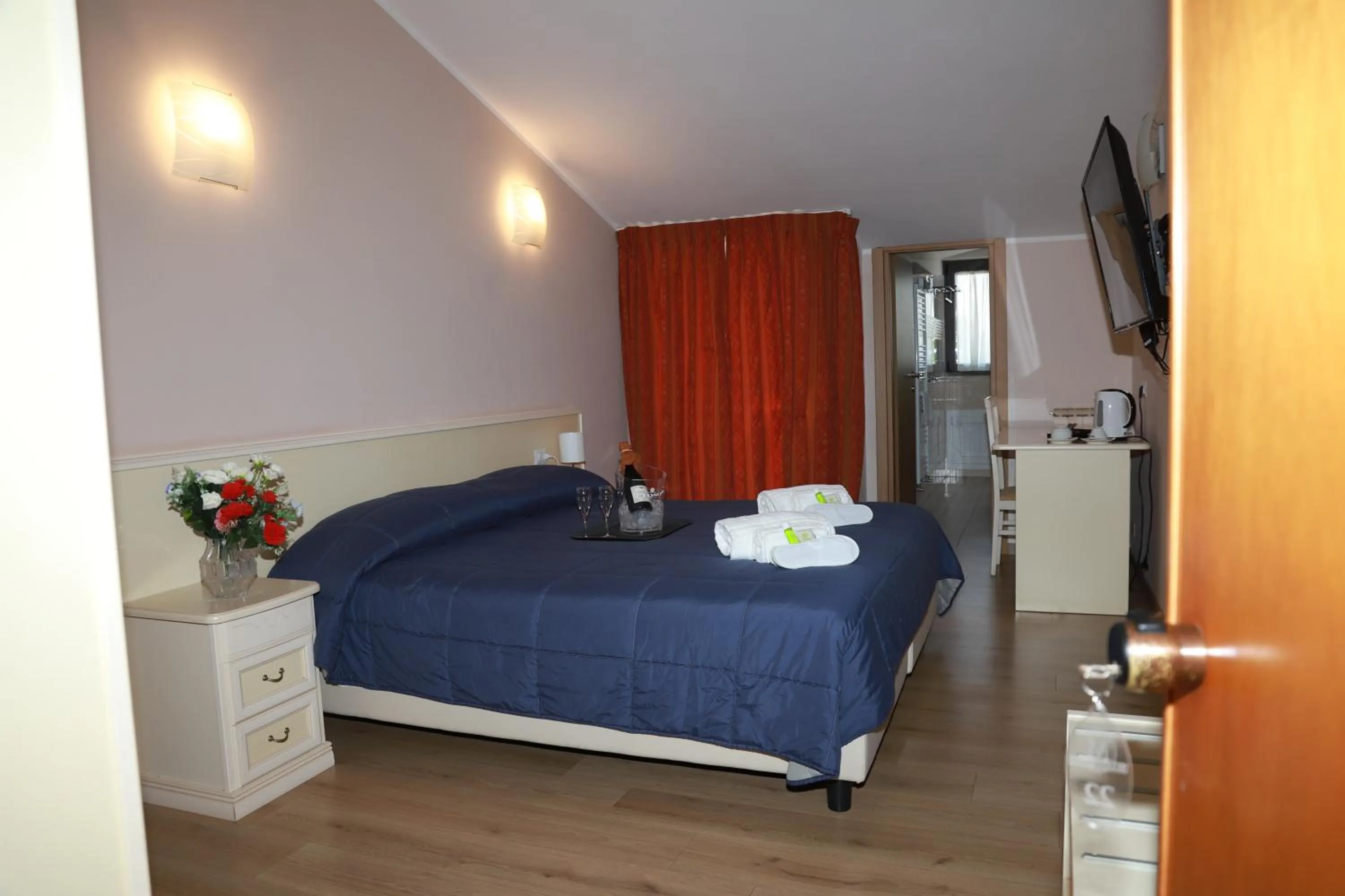 Bedroom, Bed in Hotel Massimino