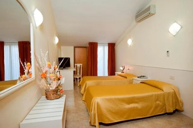 Bedroom, Bed in Hotel Massimino