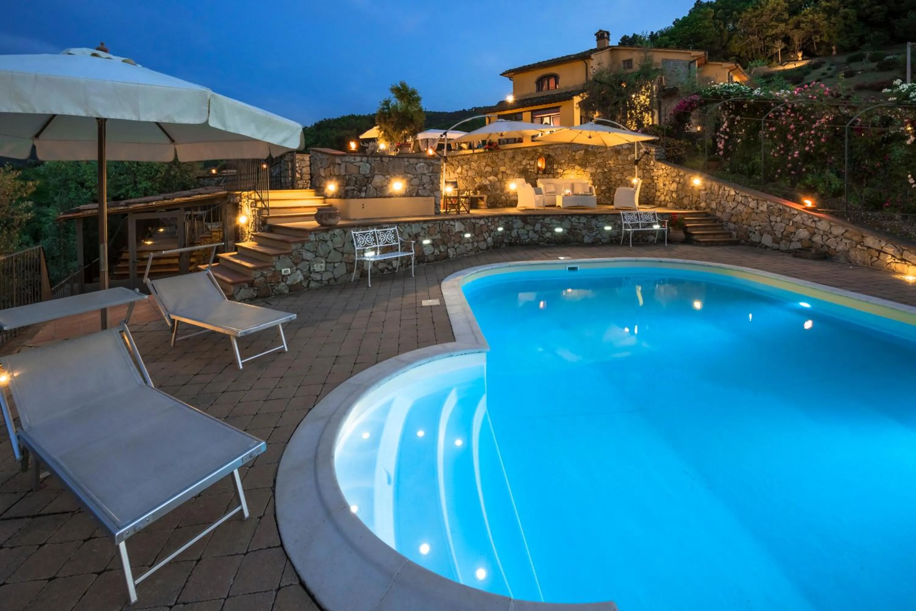 Villa Casalguidi by PosarelliVillas