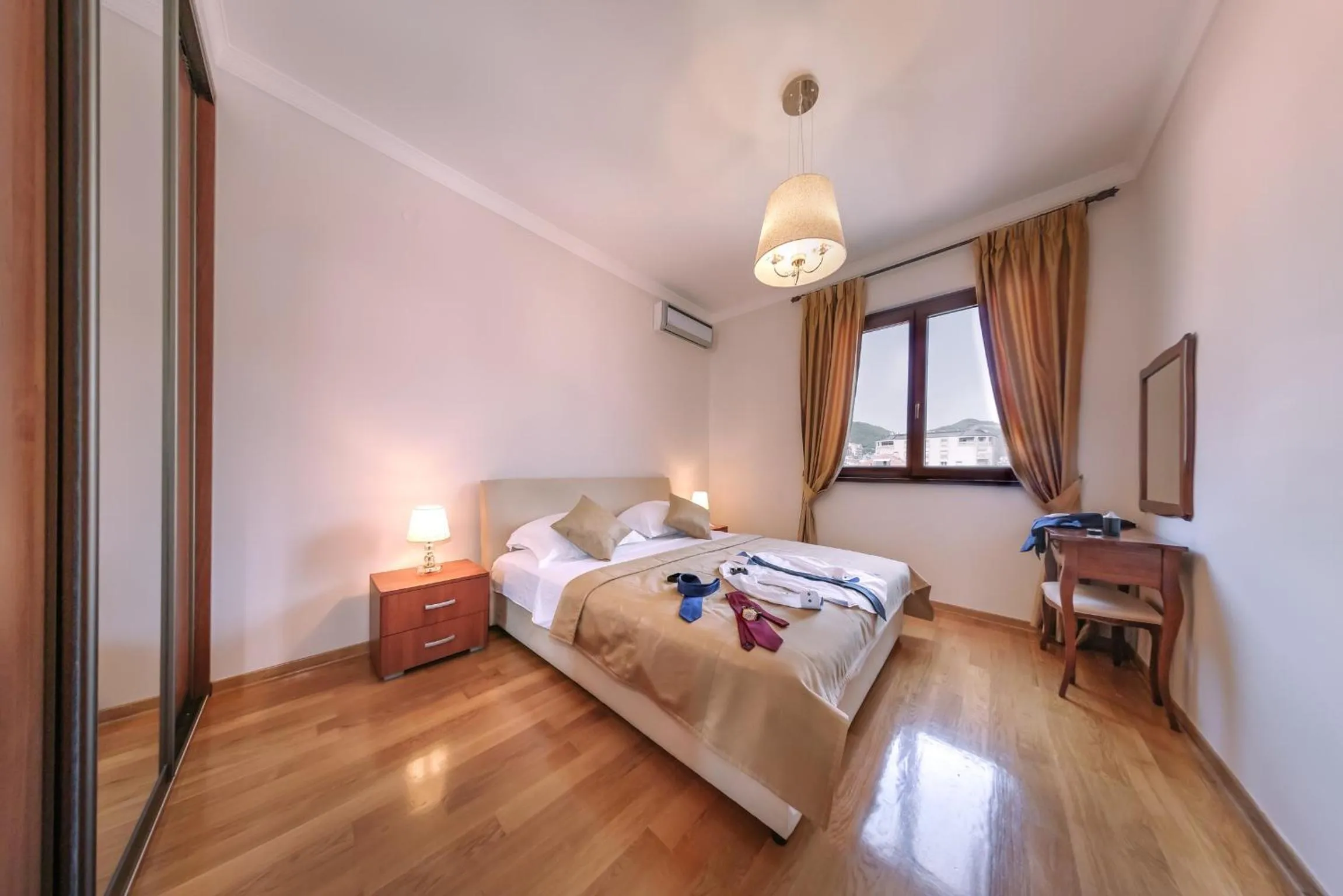 Bedroom, Bed in City Apartments