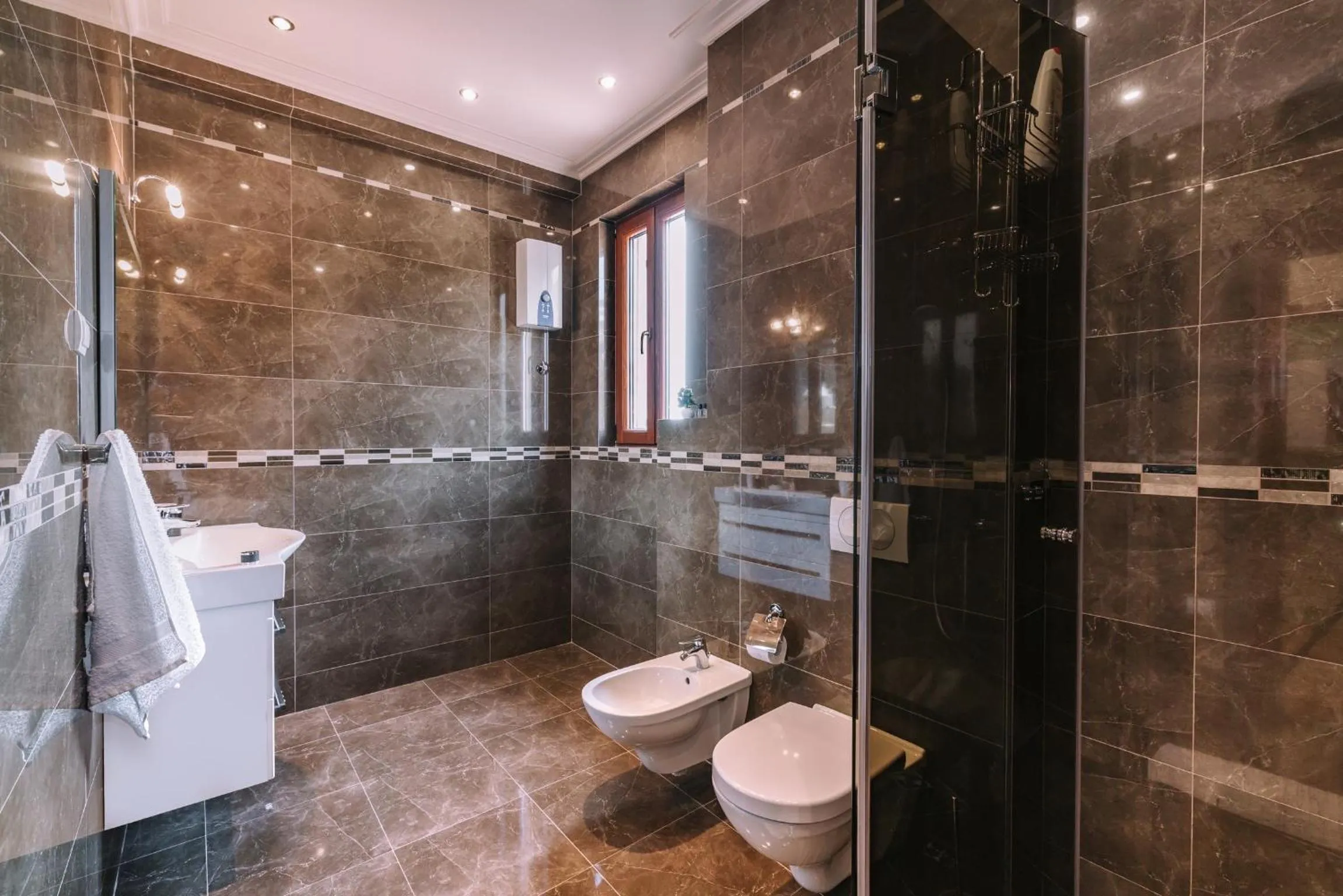 Shower in City Apartments