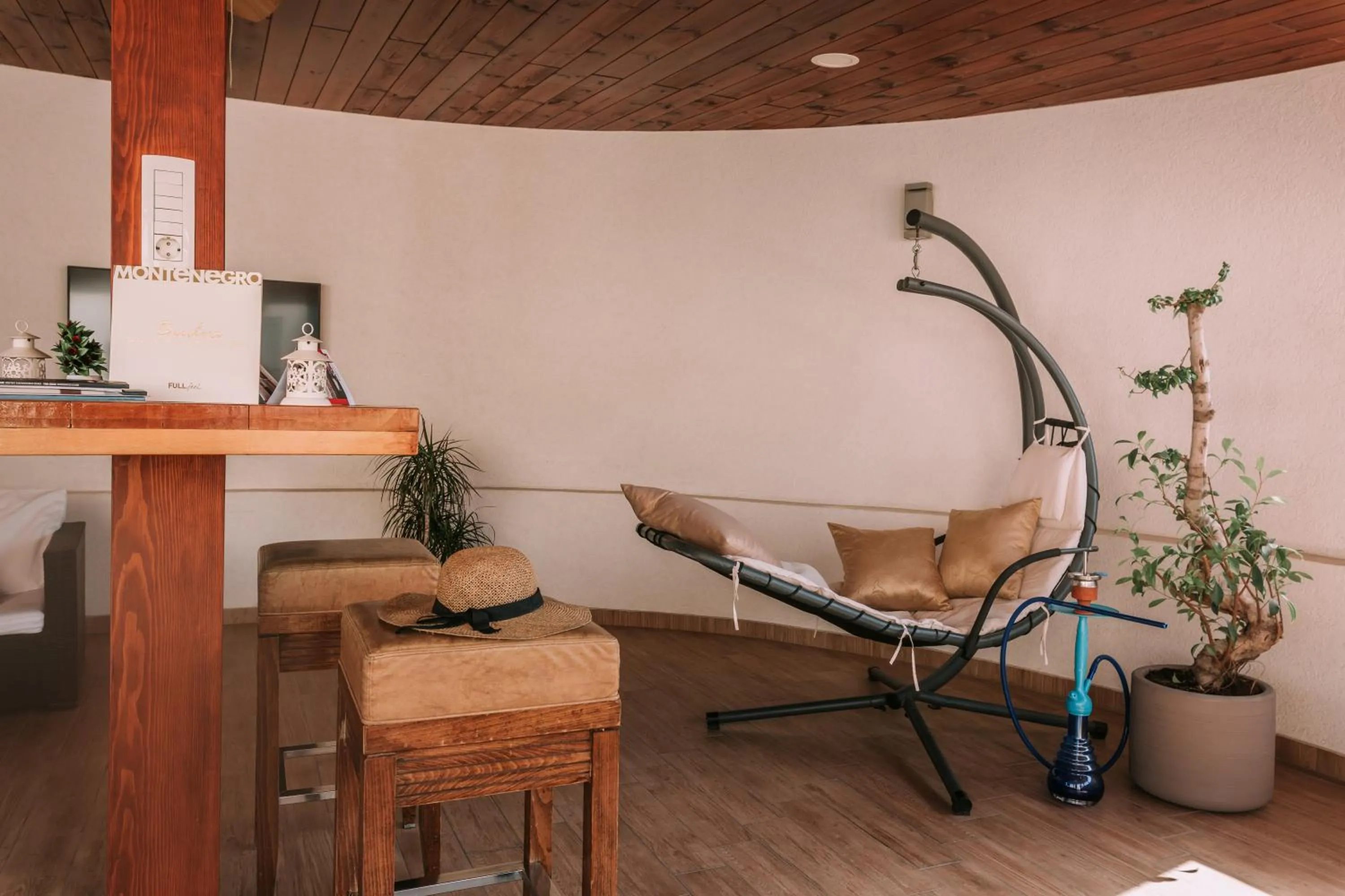 Seating area in City Apartments