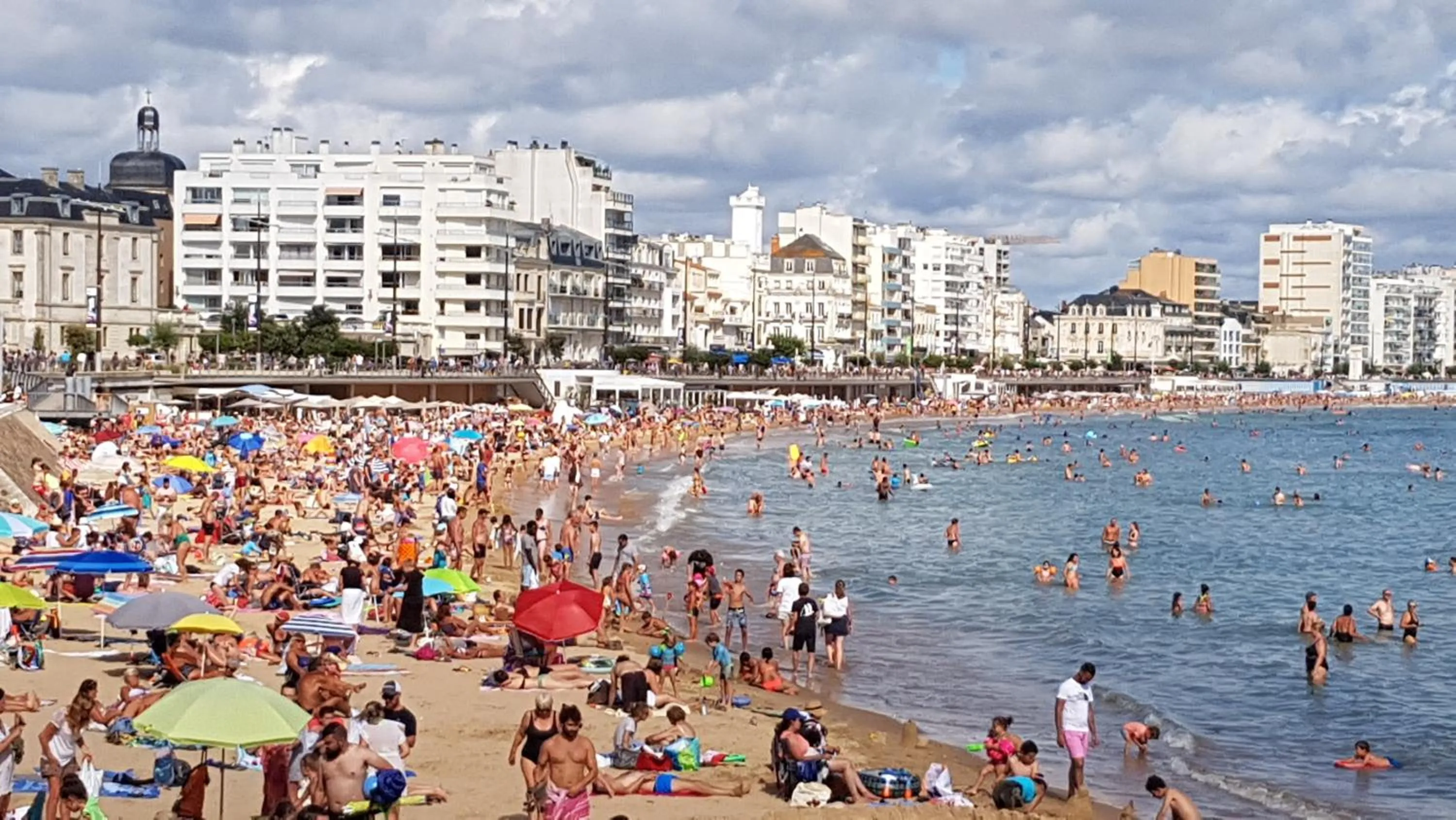 Beach in Appartement Vue Sur Mer