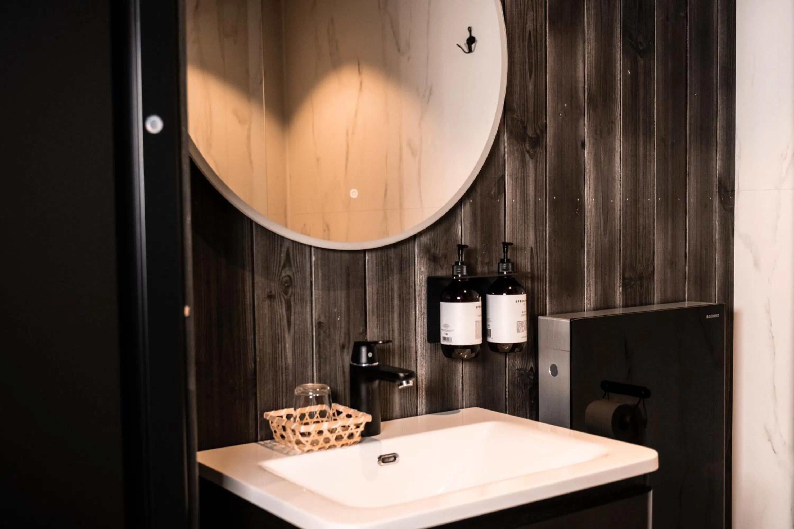 Bathroom in Sov Lodge