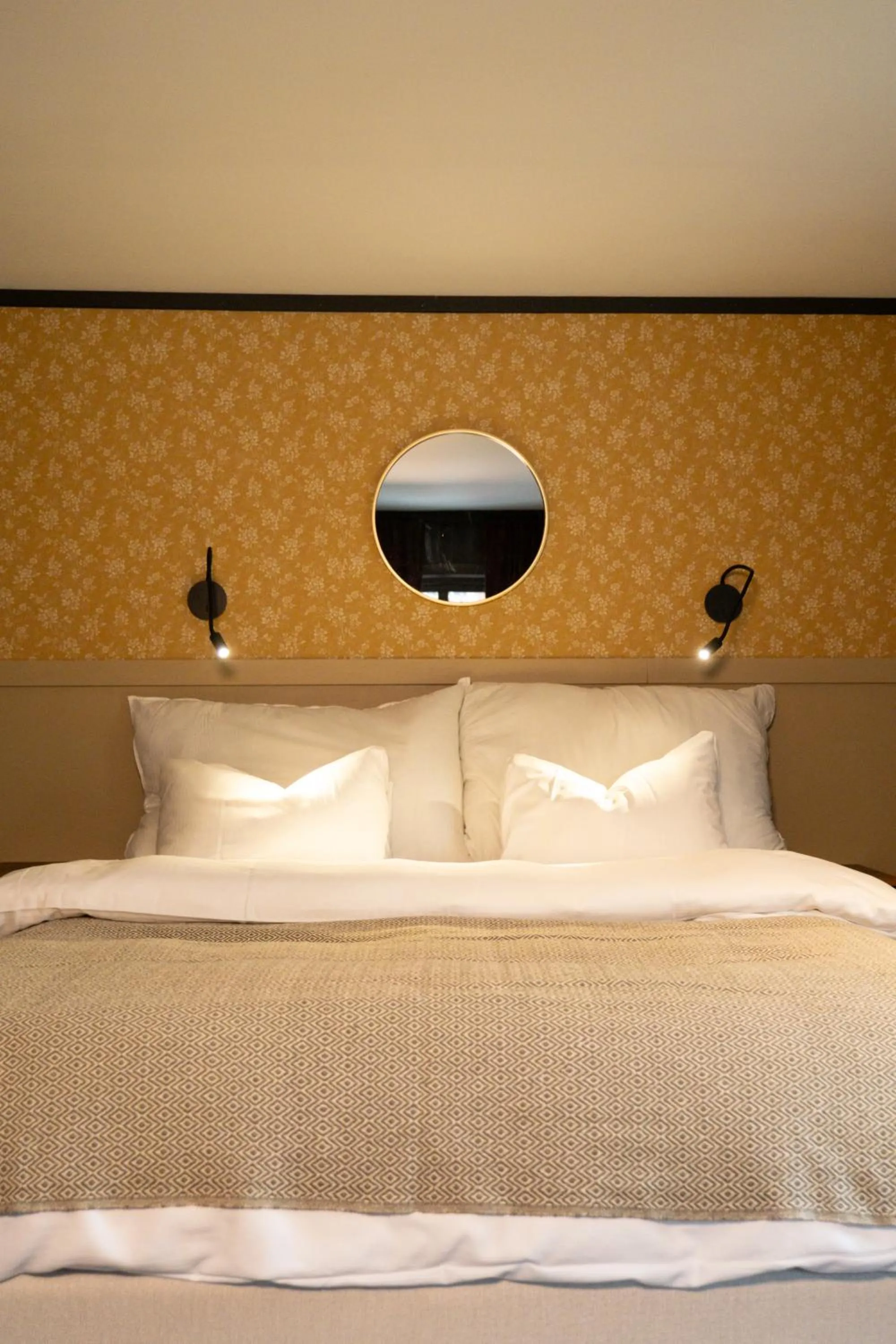 Bed in Sov Lodge